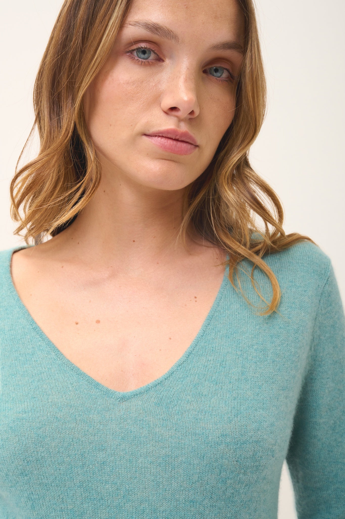 JOAN pull col v vert chiné