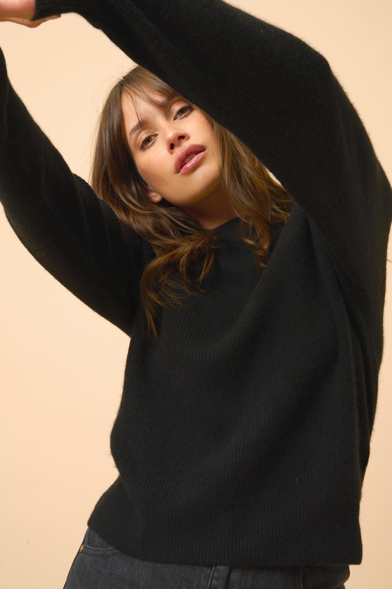 JONA pull col rond noir