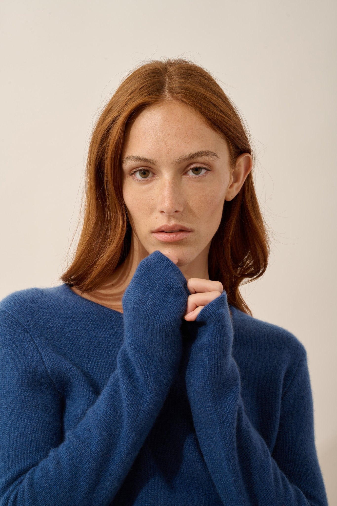 joyce pull col rond 4 fils bleu perse 100% cachemire