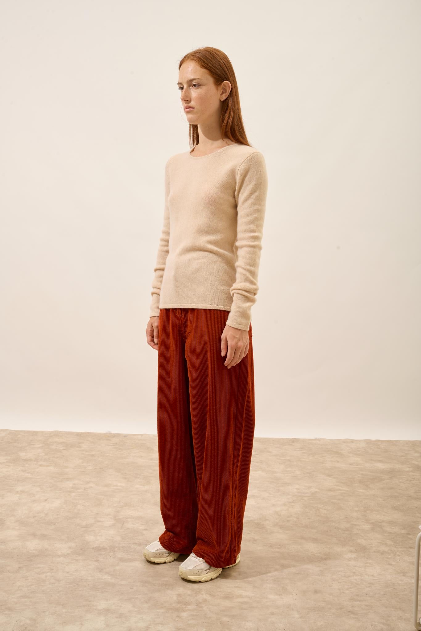 JOYCE round-neck sweater sand