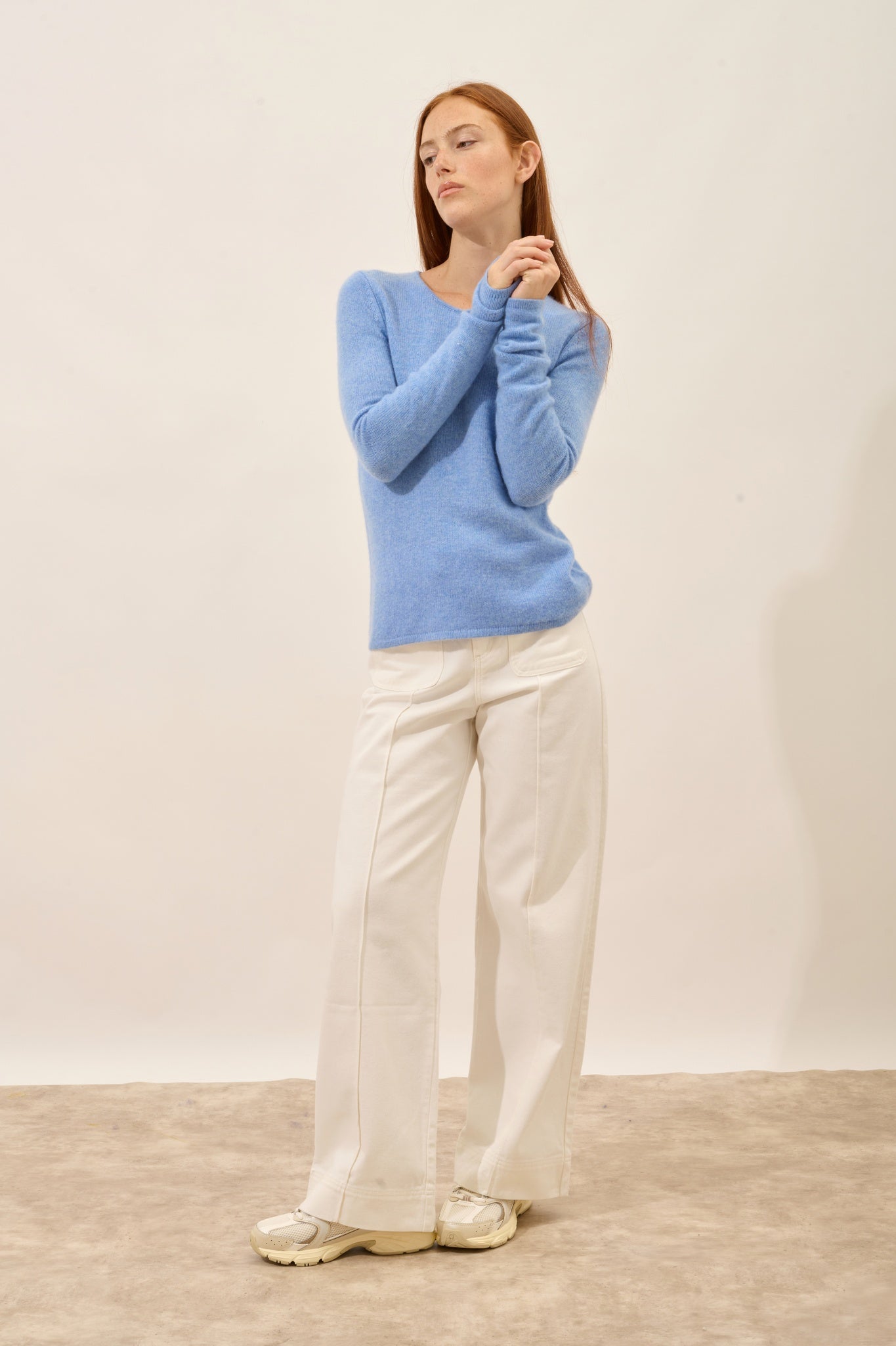 JOYCE round-neck sweater sky