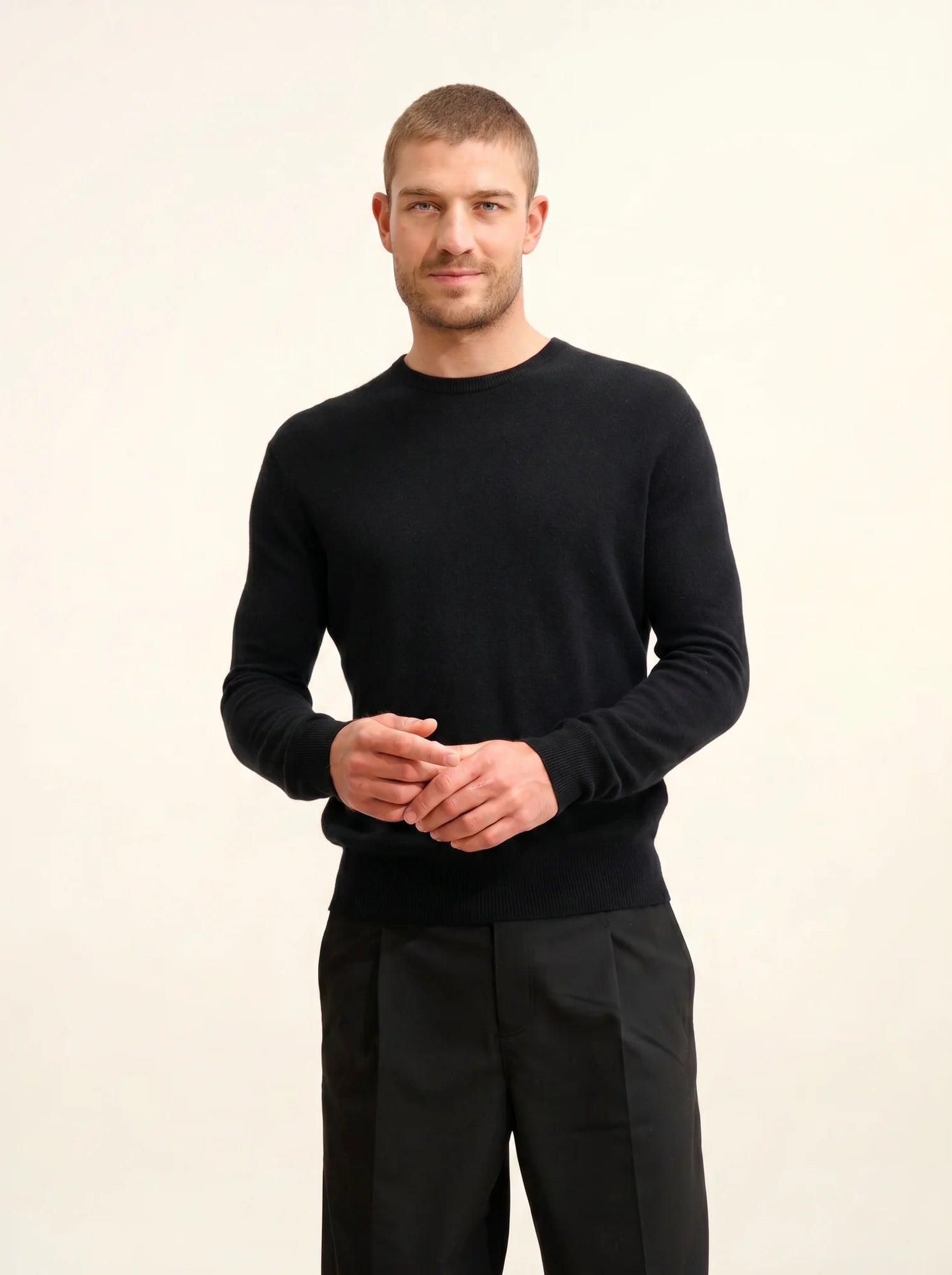 HOWARD pull col rond noir