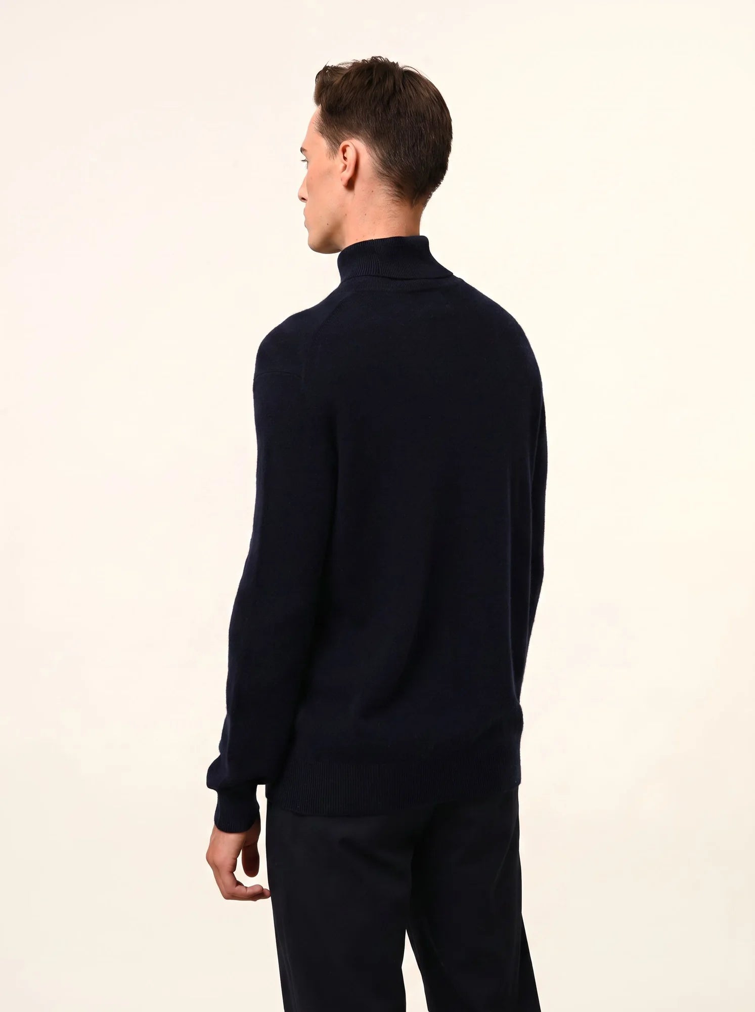 CONNOR pull col roulé bleu marine