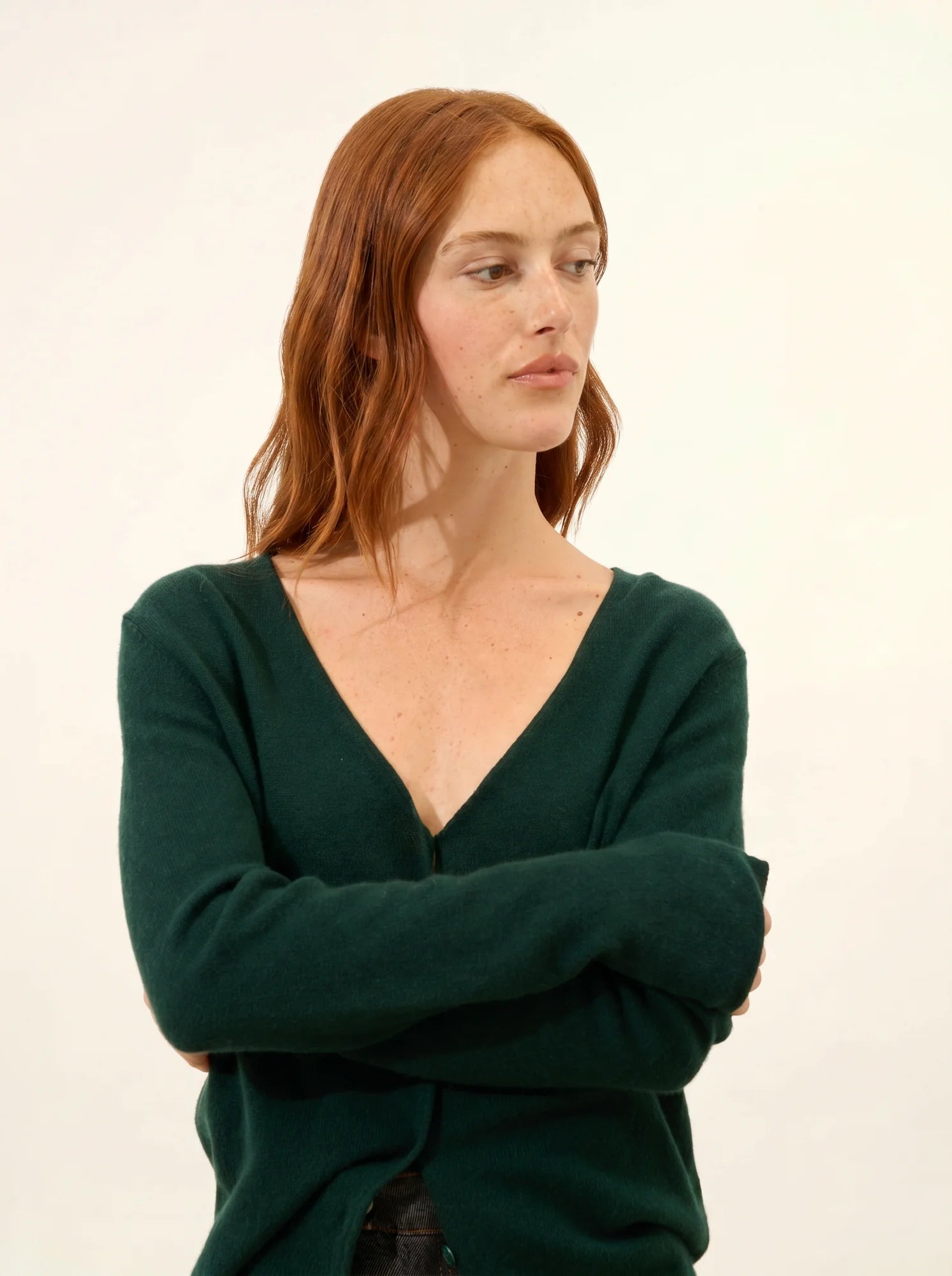 NORMA strickjacke v-ausschnitt zypresse