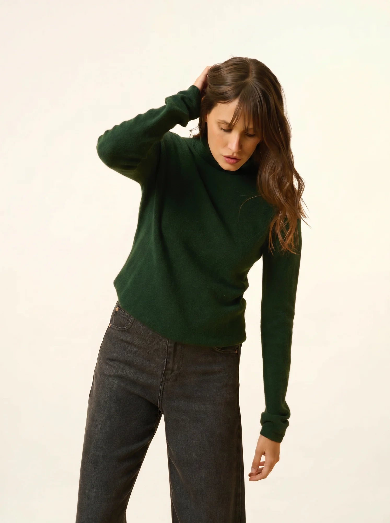 AVA pull col roulé cyprès