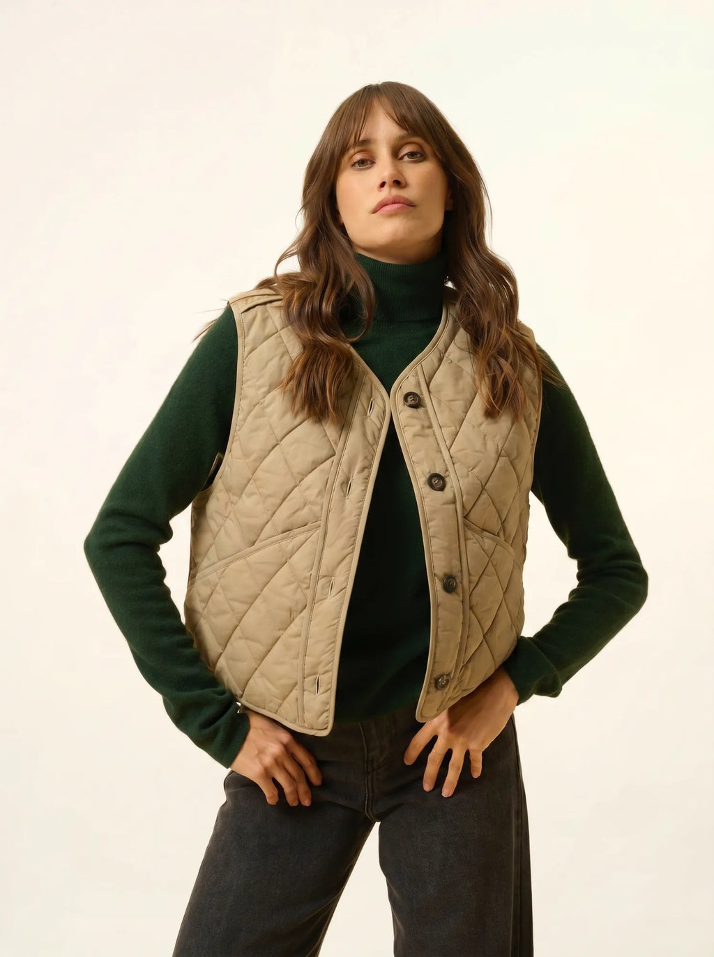 AVA pull col roulé cyprès