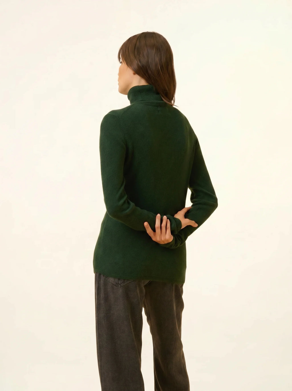 AVA pull col roulé cyprès
