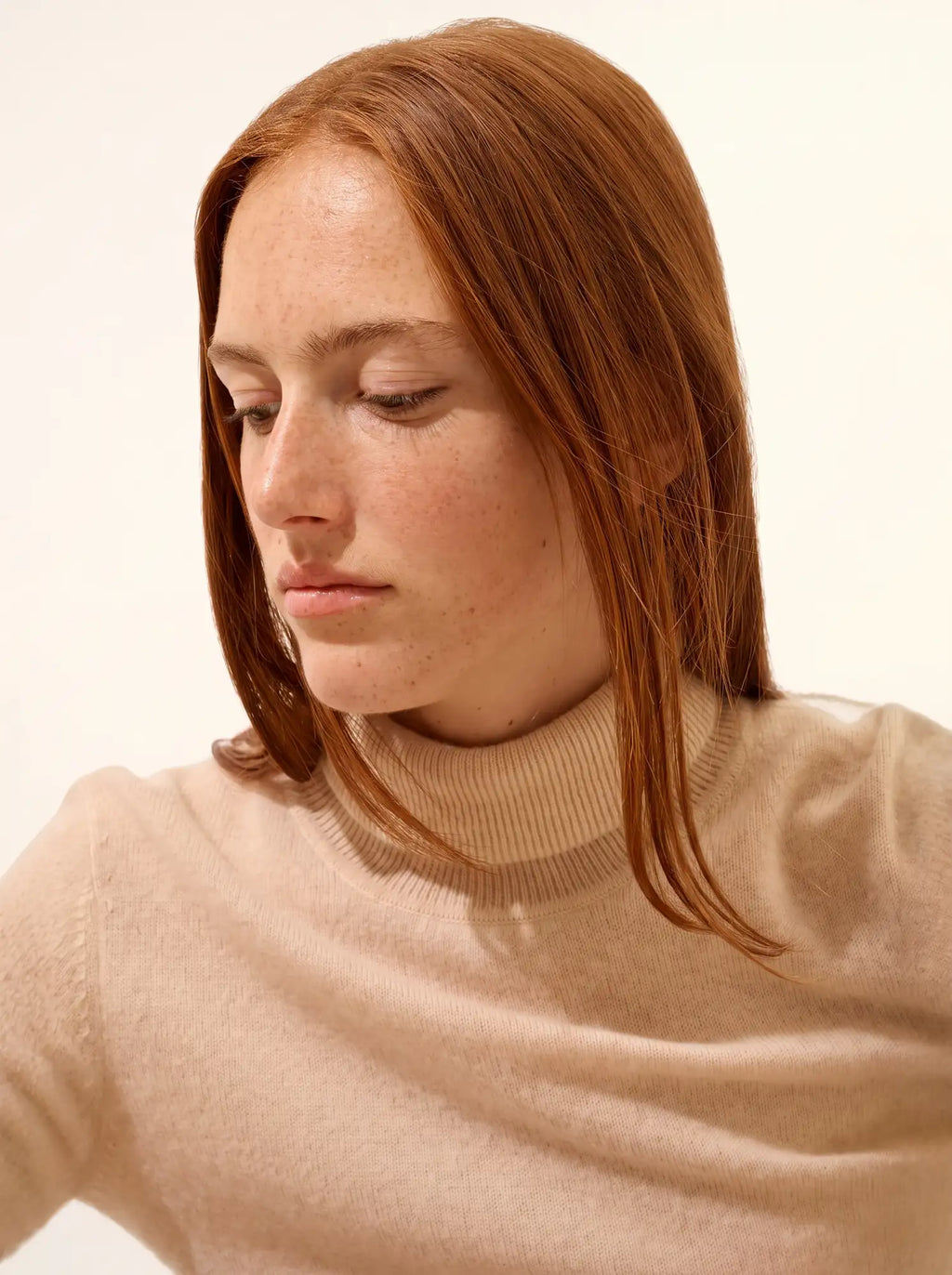 AVA pullover rollkragen sand