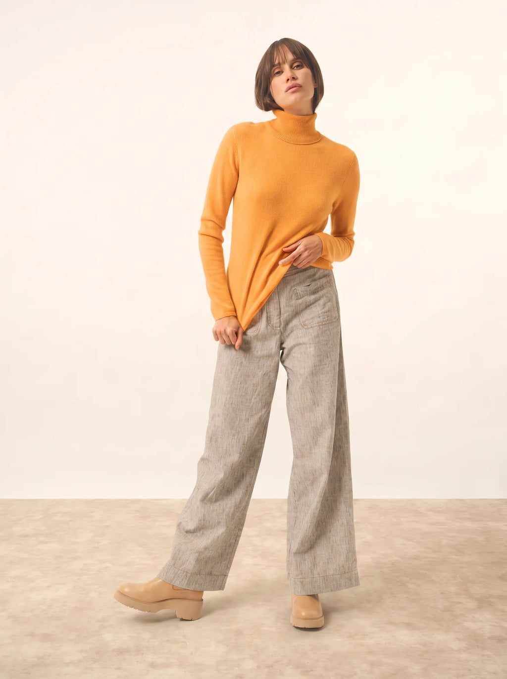 AVA pullover rollkragen curcuma