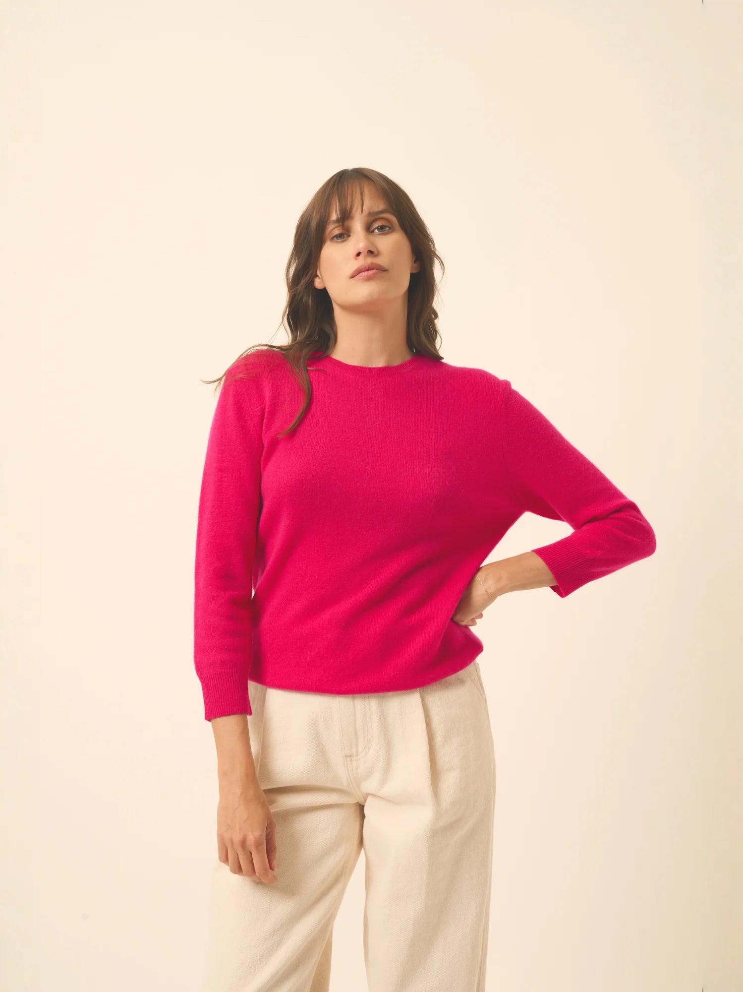 JANICE pullover rundhalsausschnitt geknöpft hinten fuchsia