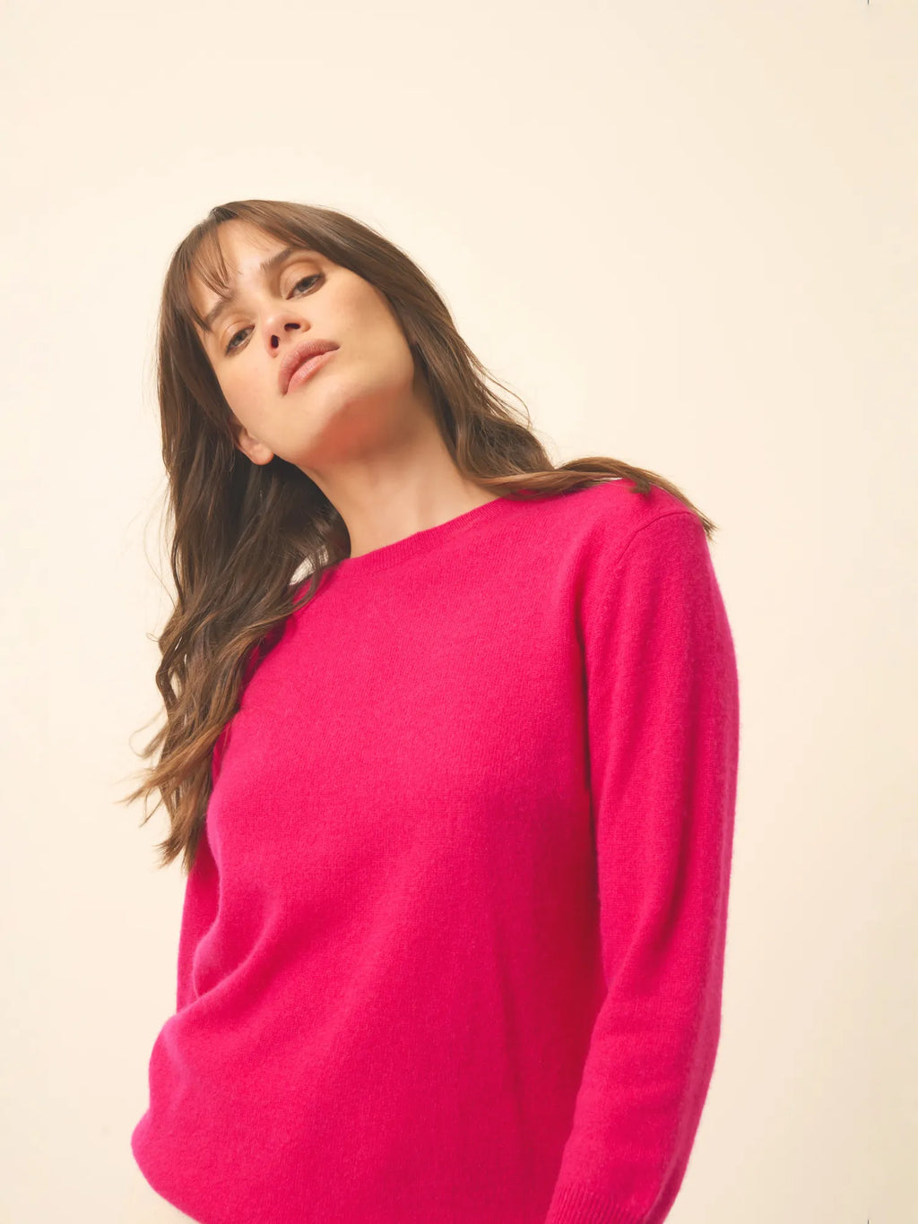JANICE pullover rundhalsausschnitt geknöpft hinten fuchsia