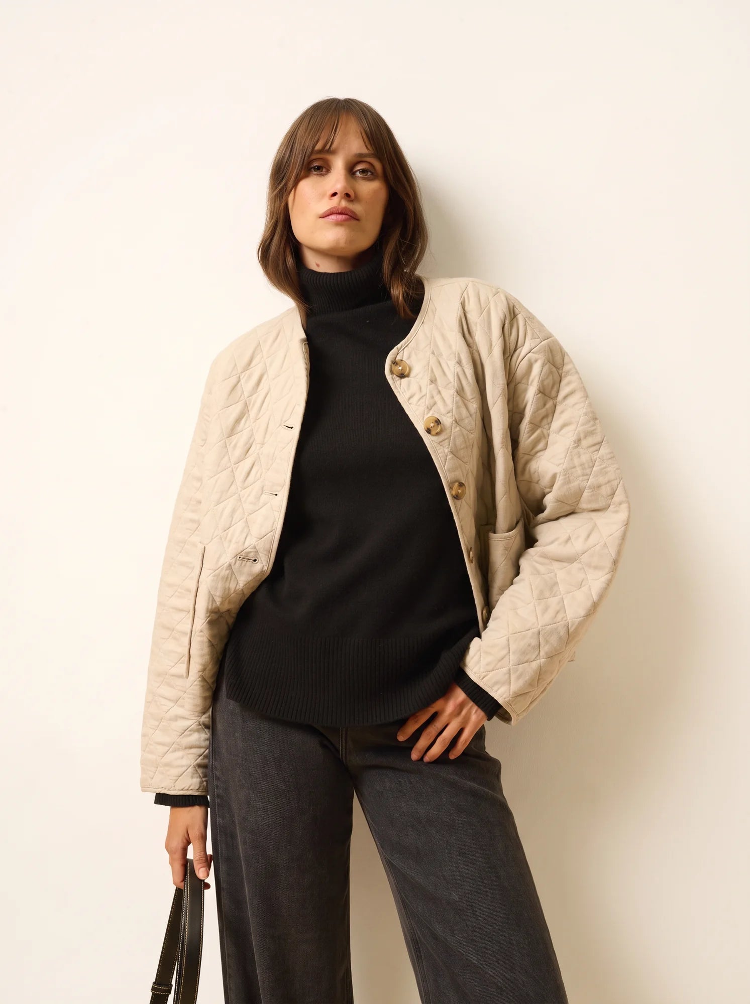 LEXIE pull col roulé noir