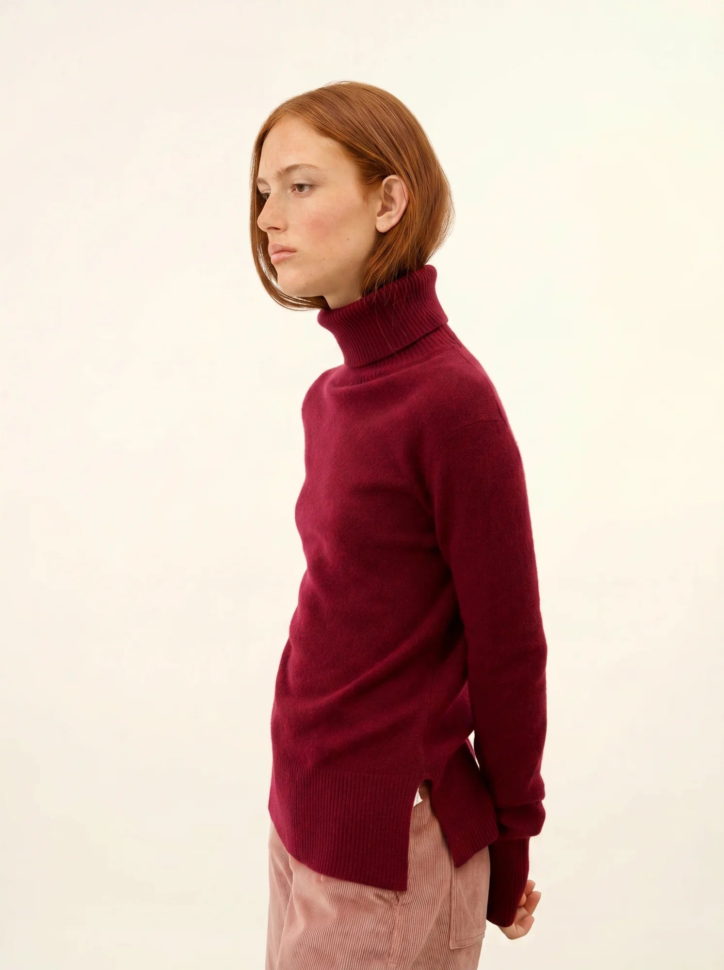 LEXIE pull col roulé bordeaux
