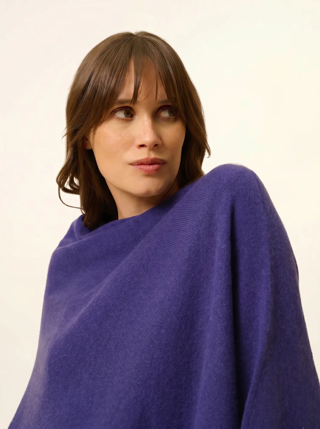 MEREDITH poncho violett