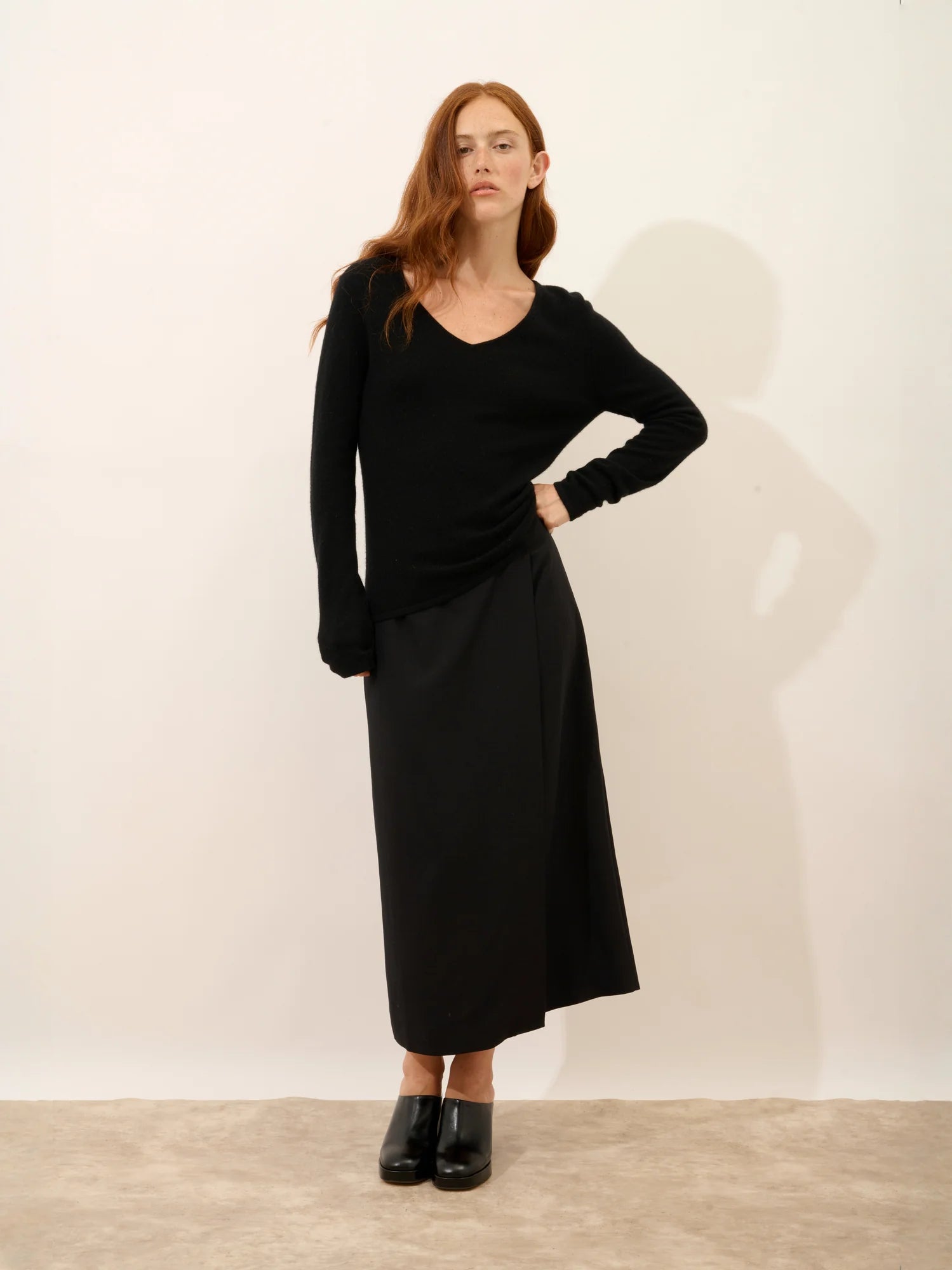 JOAN pull col V noir