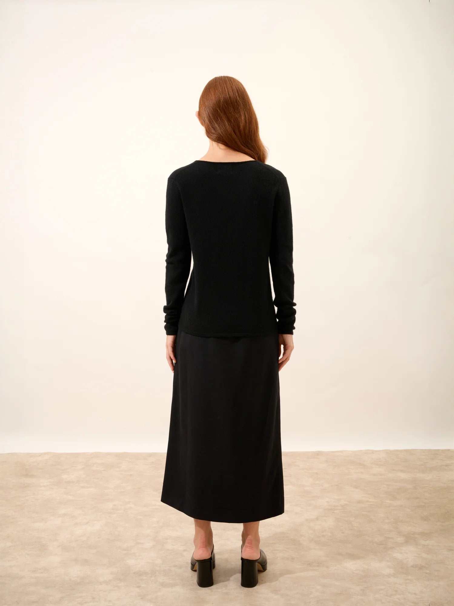 JOAN pull col V noir