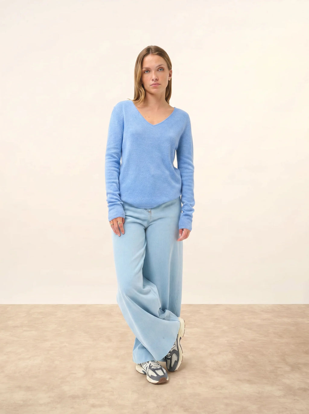 JOAN pullover v-ausschnitt himmelblau