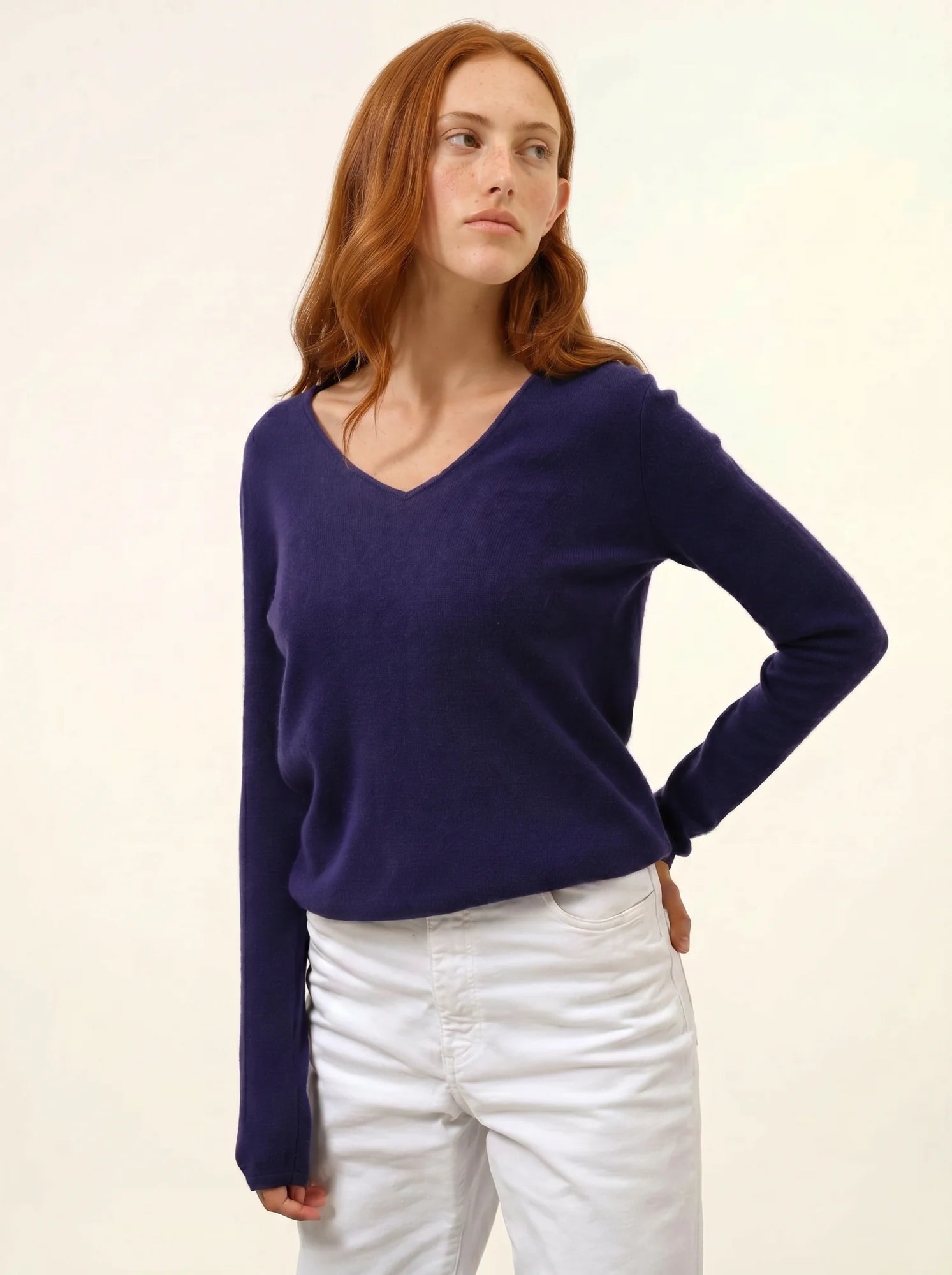 JOAN pullover v-ausschnitt violett