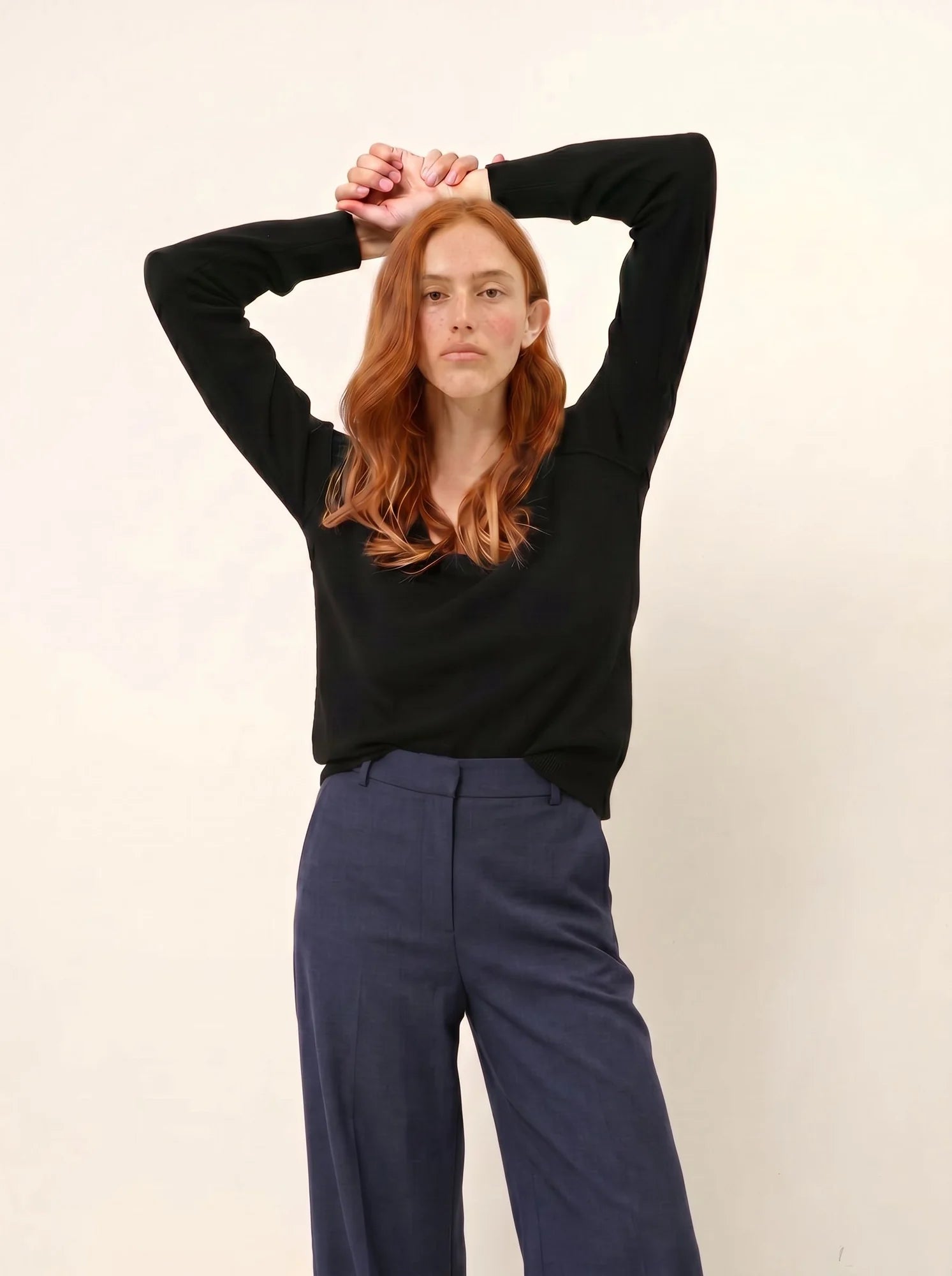PHOEBE pull col V noir