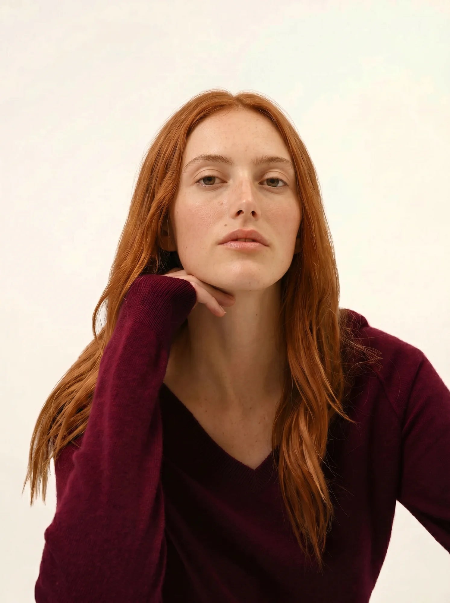 PHOEBE pull col V bordeaux