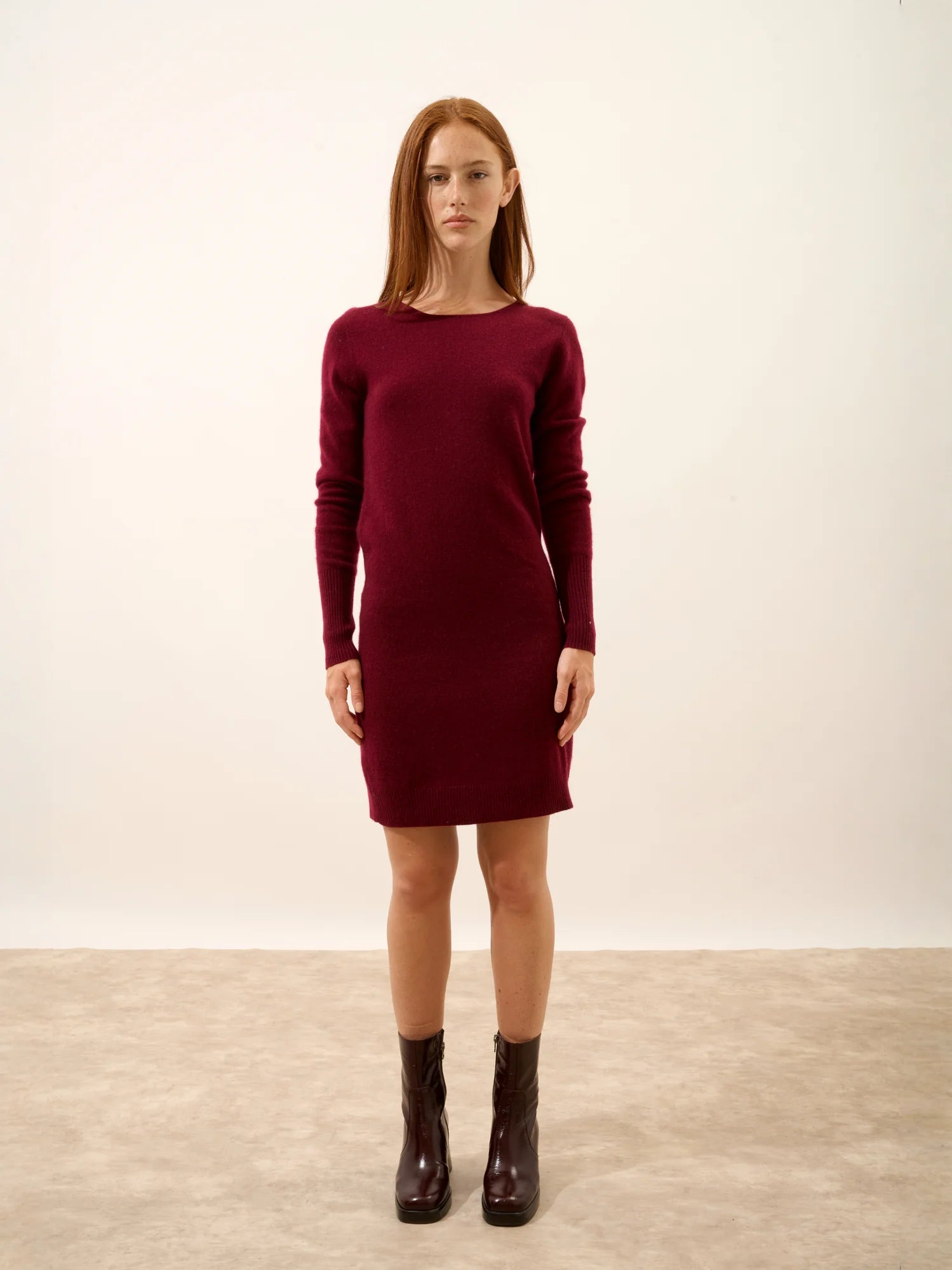 SUSAN robe col rond bordeaux
