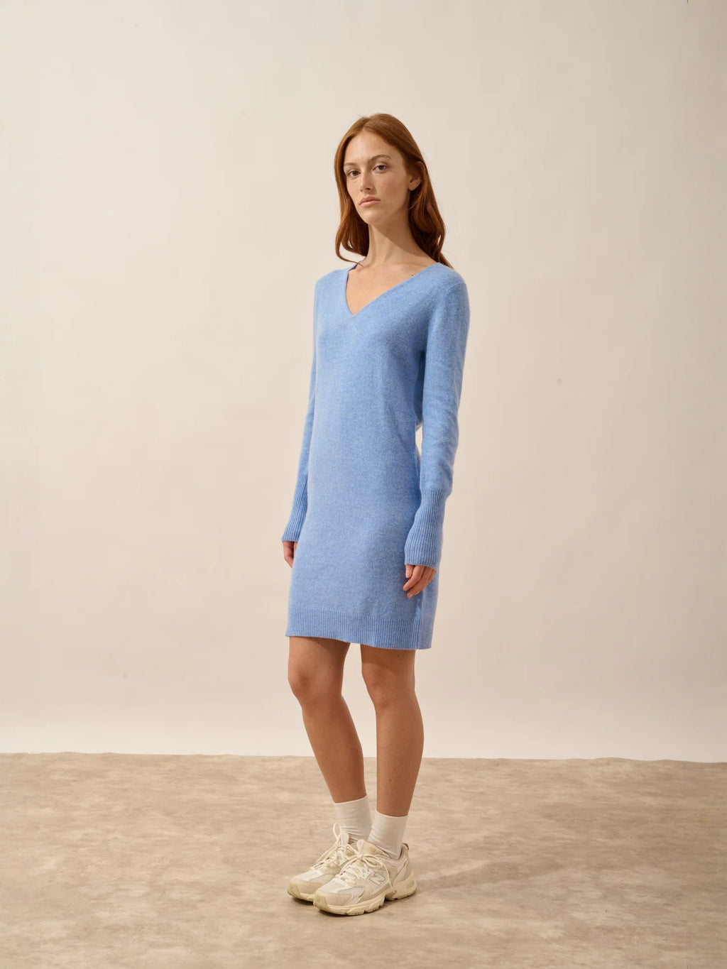 TRACY kleid v-ausschnitt himmelblau