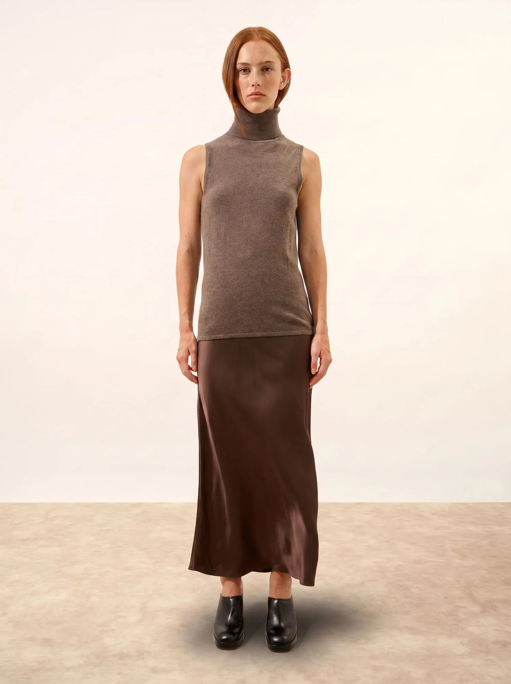VIOLET pullover rollkragen ärmellos taupe meliert