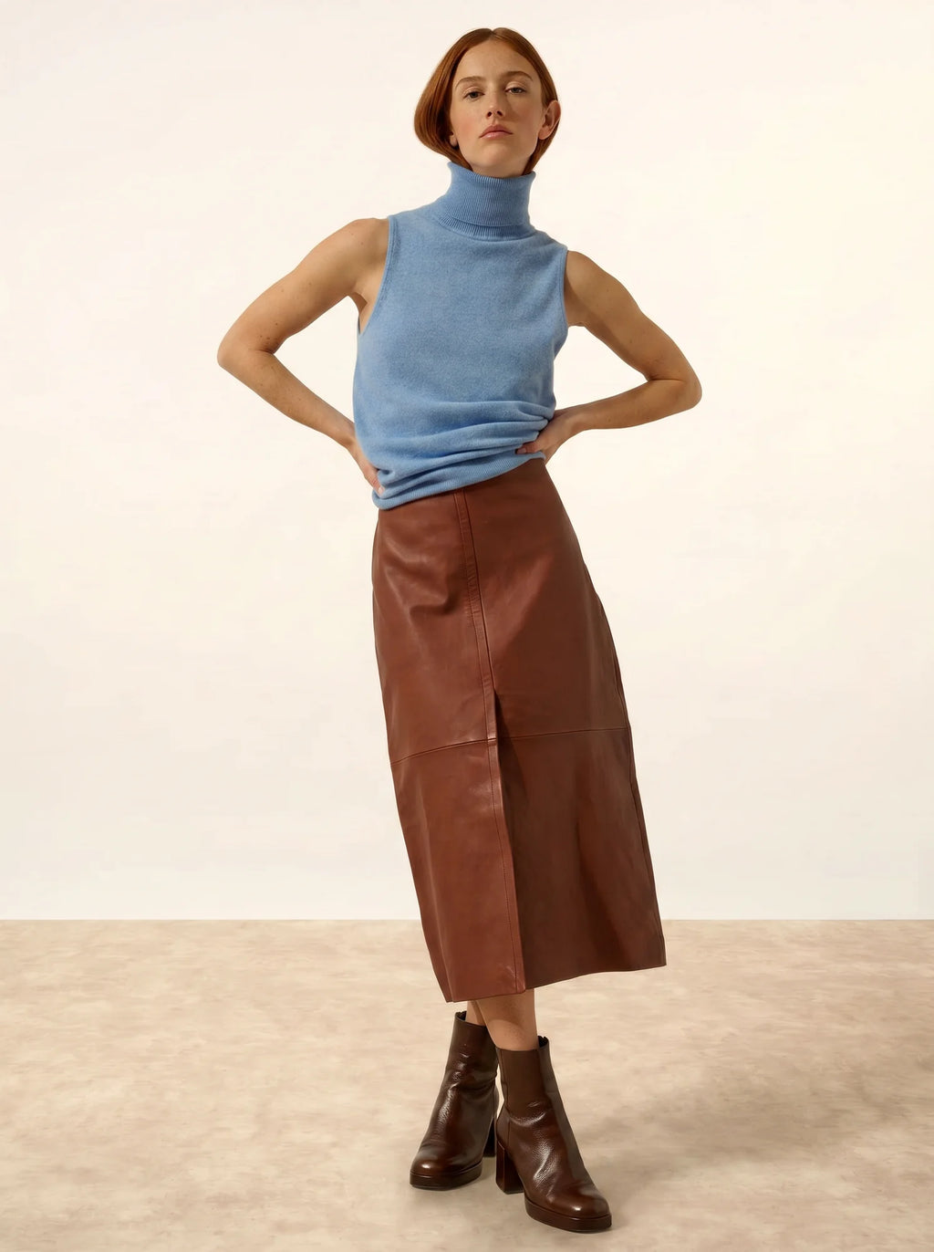 VIOLET pullover rollkragen ärmellos himmelblau