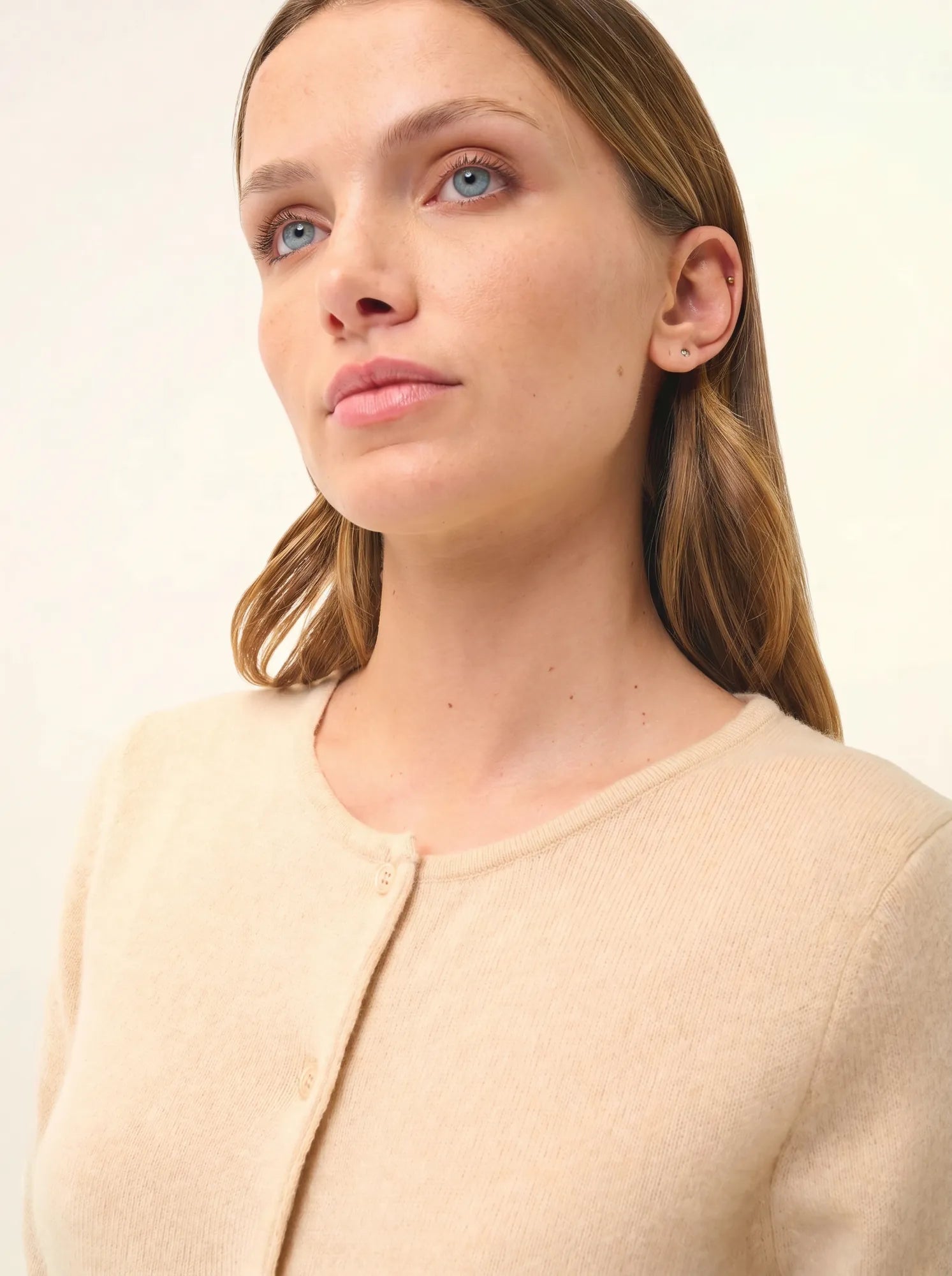 KATHARINE strickjacke rundhalsausschnitt sand