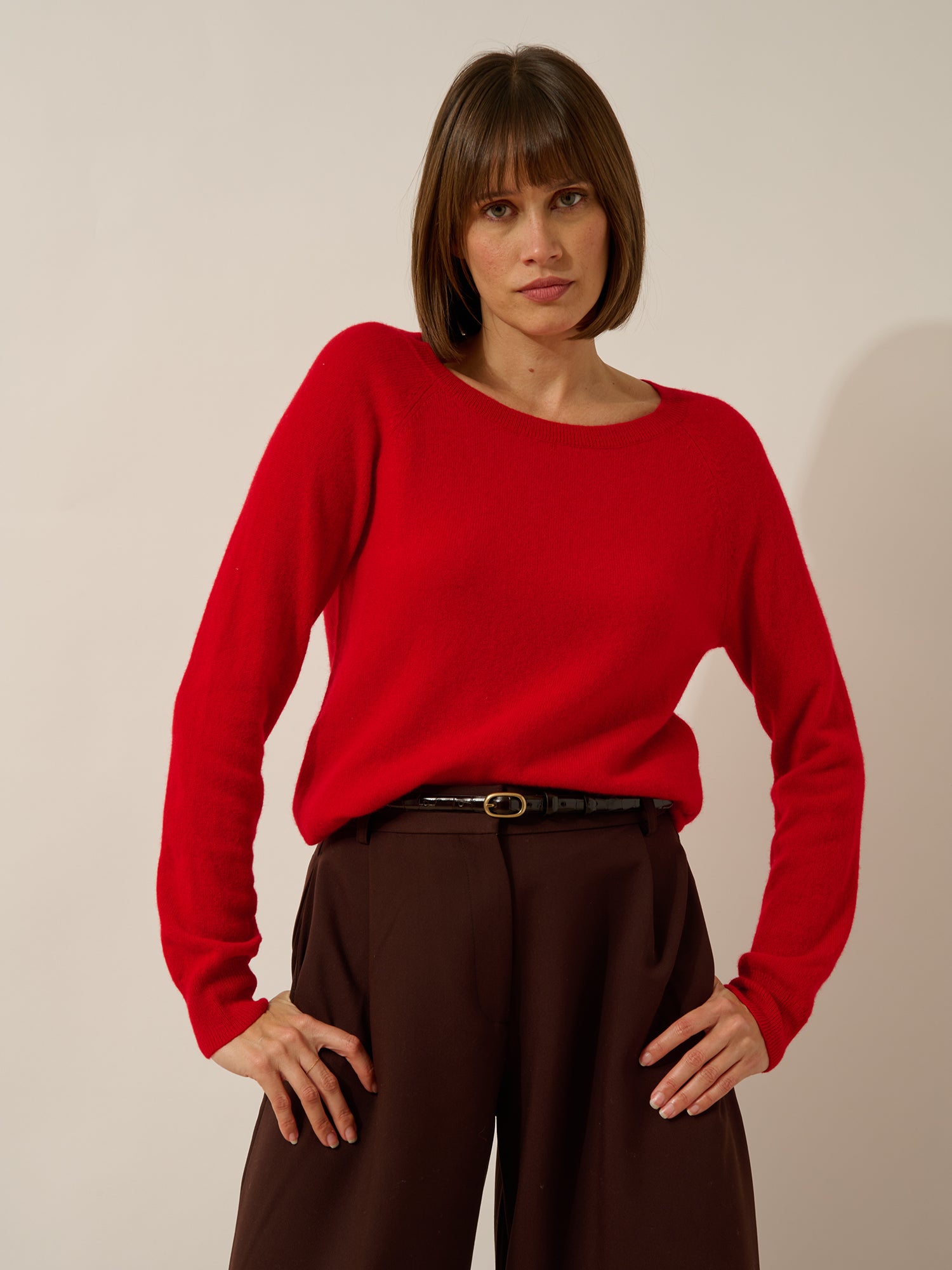 ABIGAIL pull col bateau goutte dos rouge