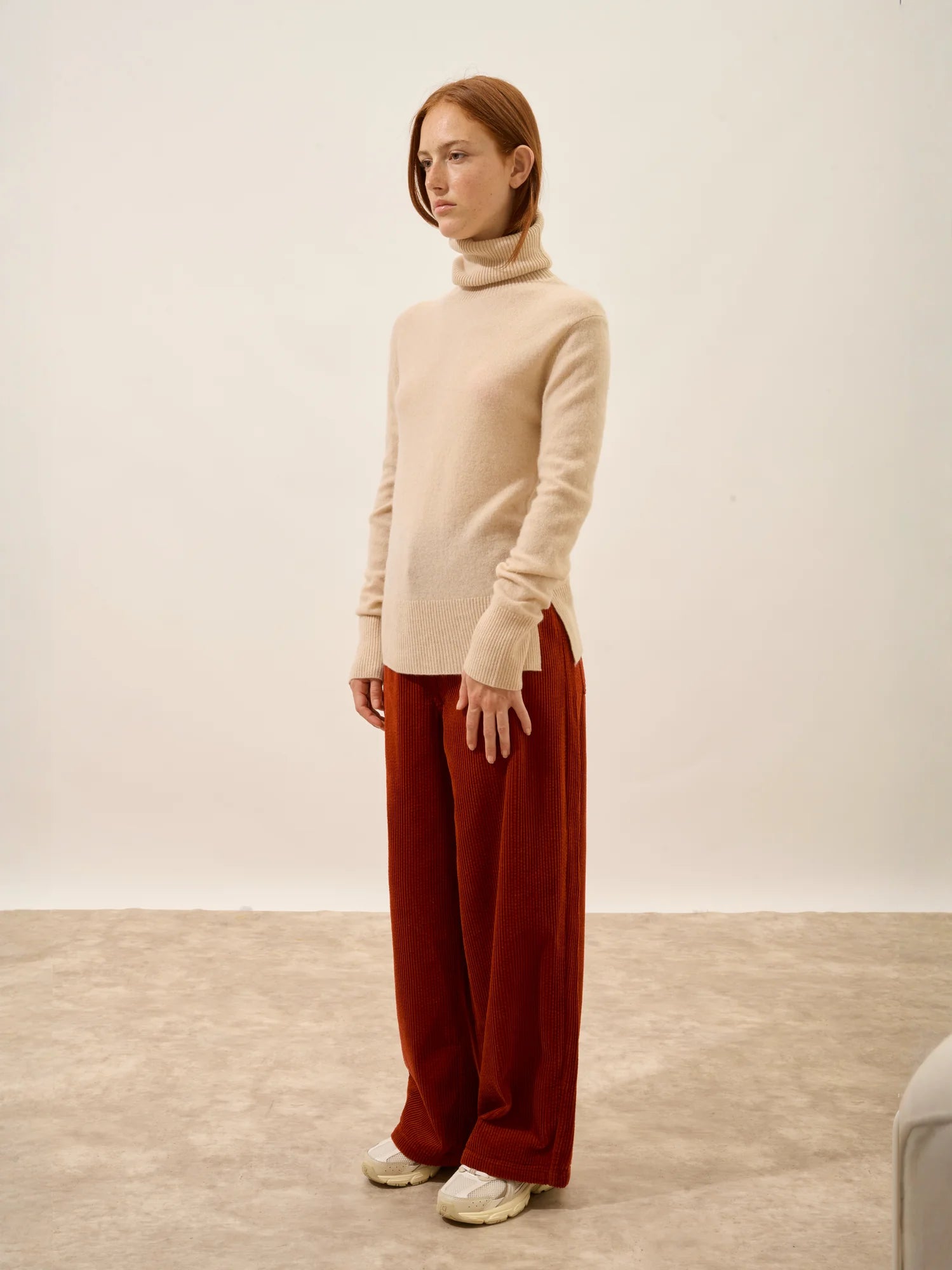 LEXIE pull col roulé sable