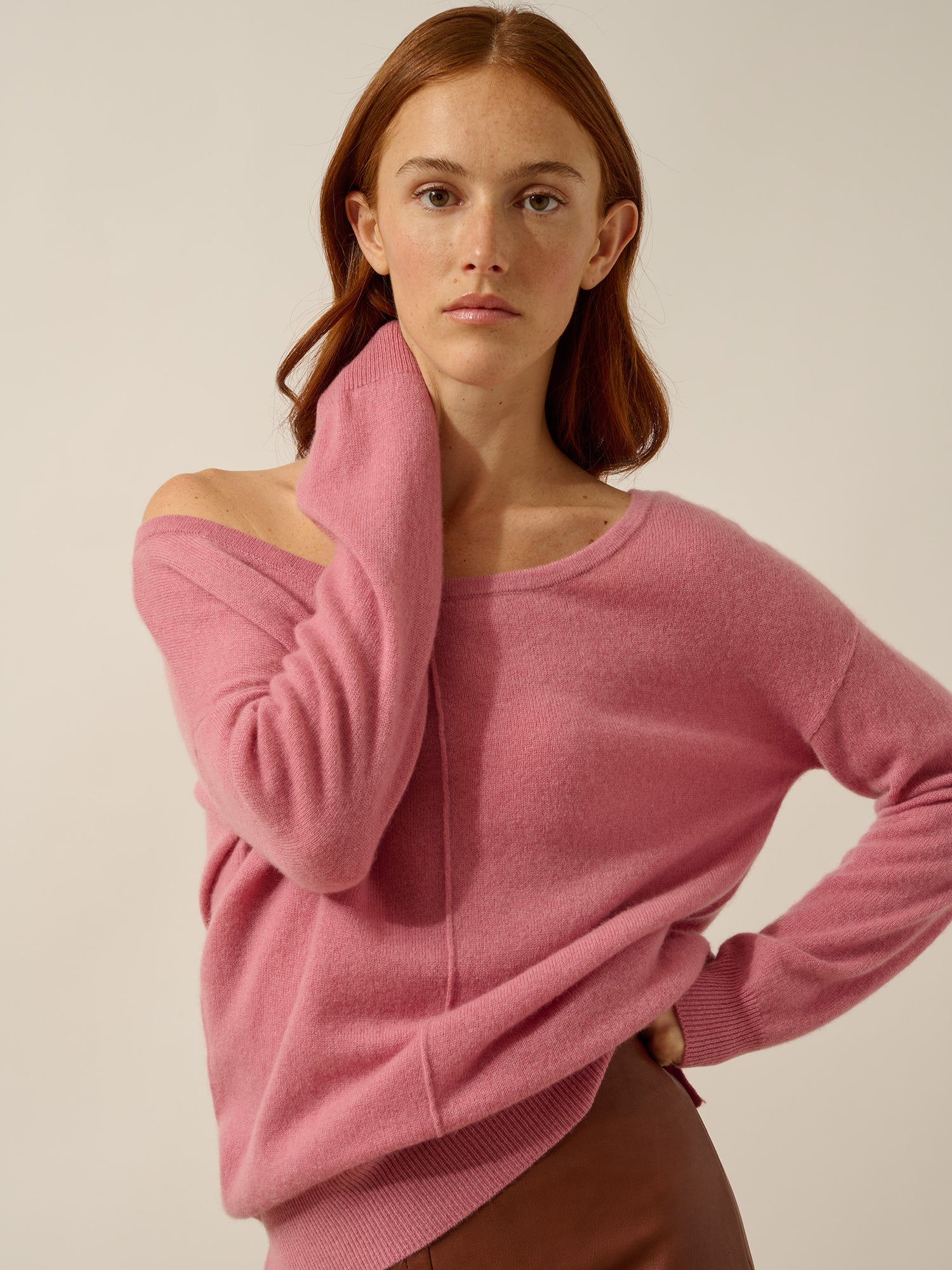 KAREN pull col rond pétale