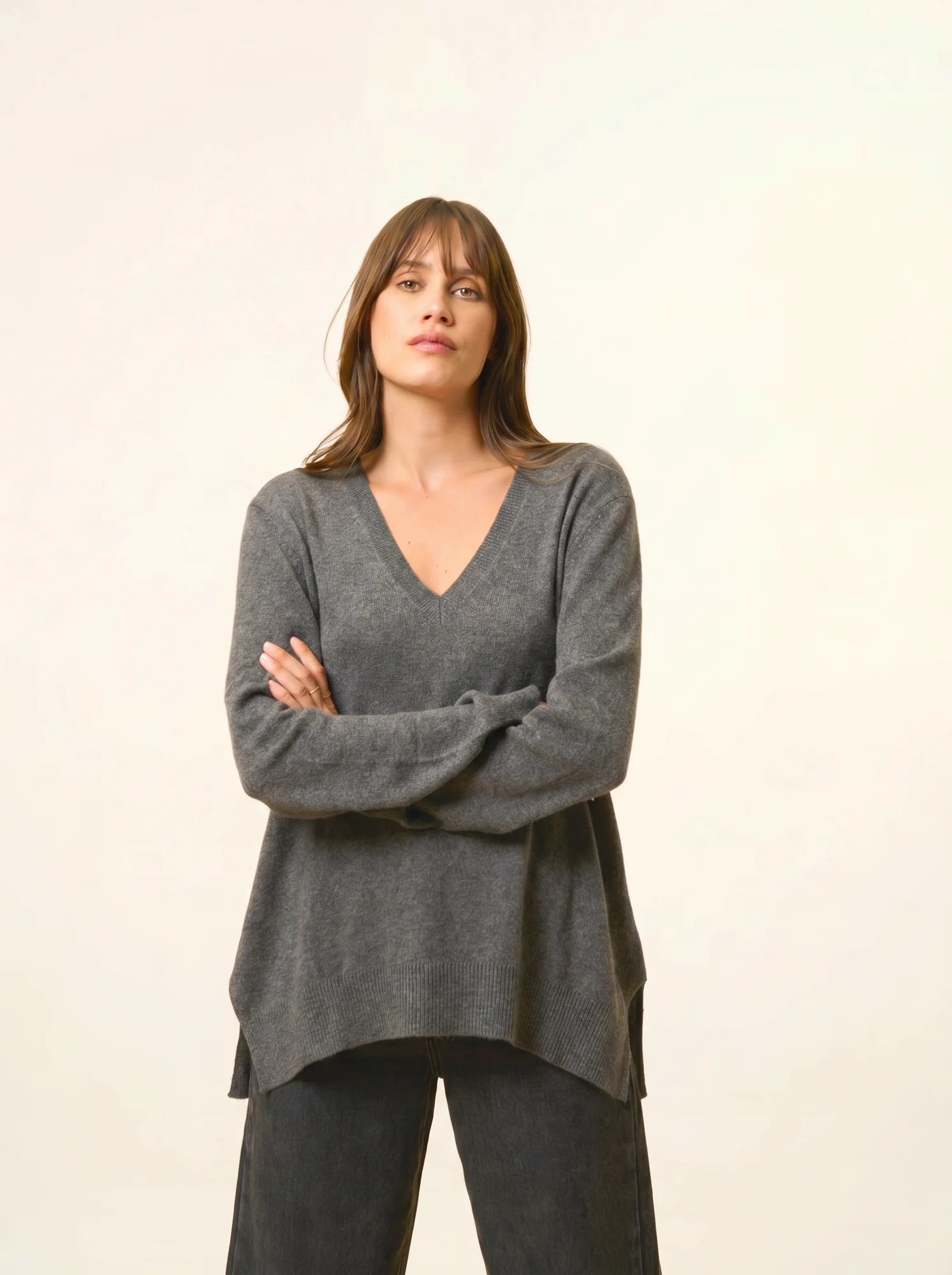 OPAL pullover v-ausschnitt vorne und hinten anthrazit meliert