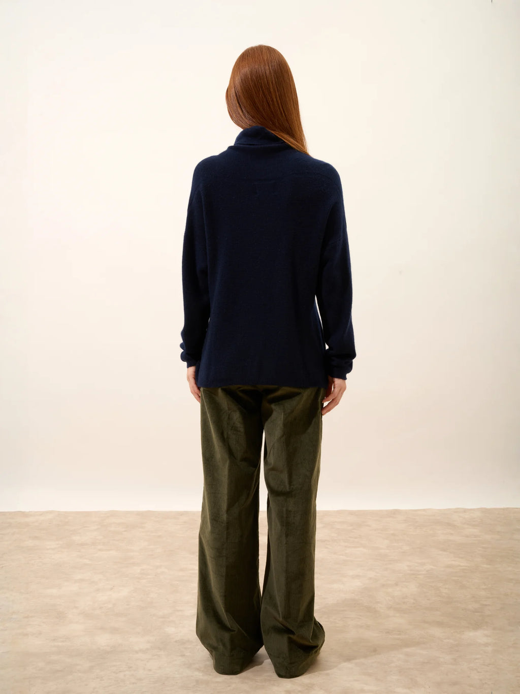 BLANTYRE pull col roulé bleu marine