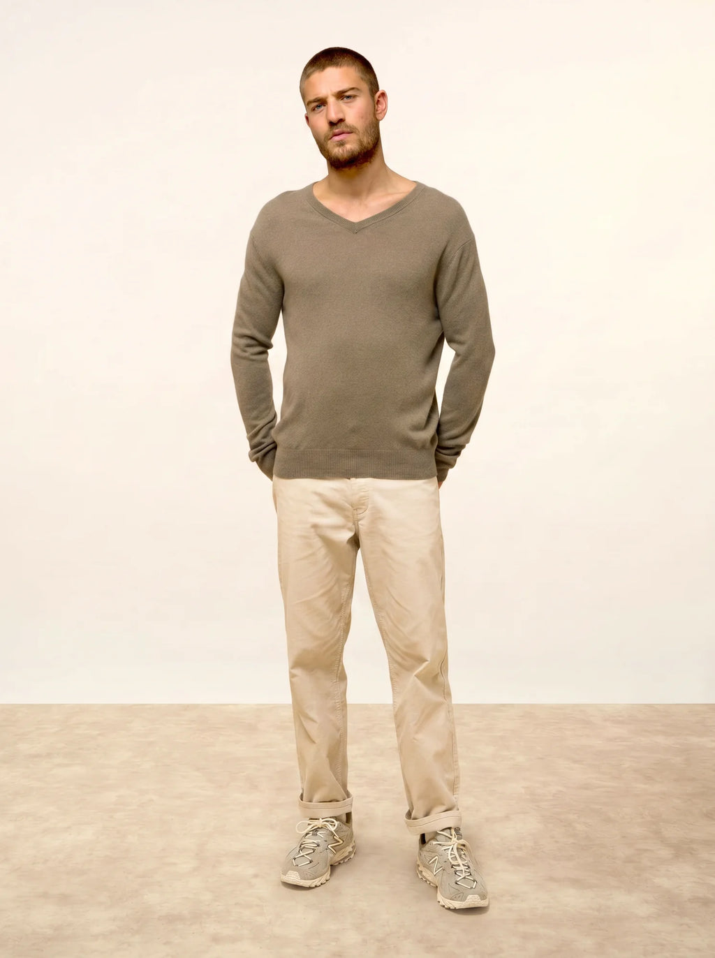 WALT pullover v-ausschnitt army