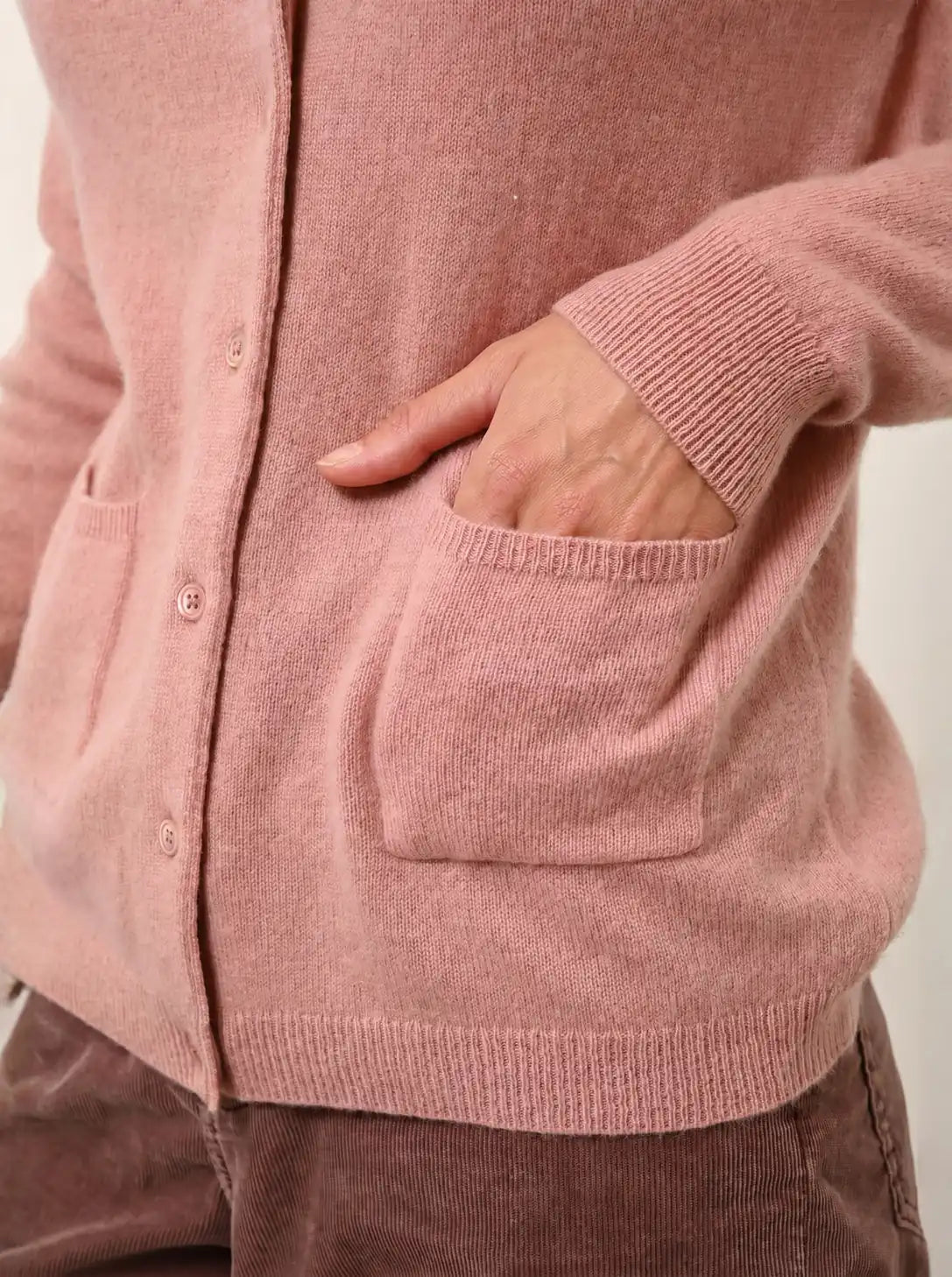 KATHARINE strickjacke rundhalsausschnitt bois de rosa