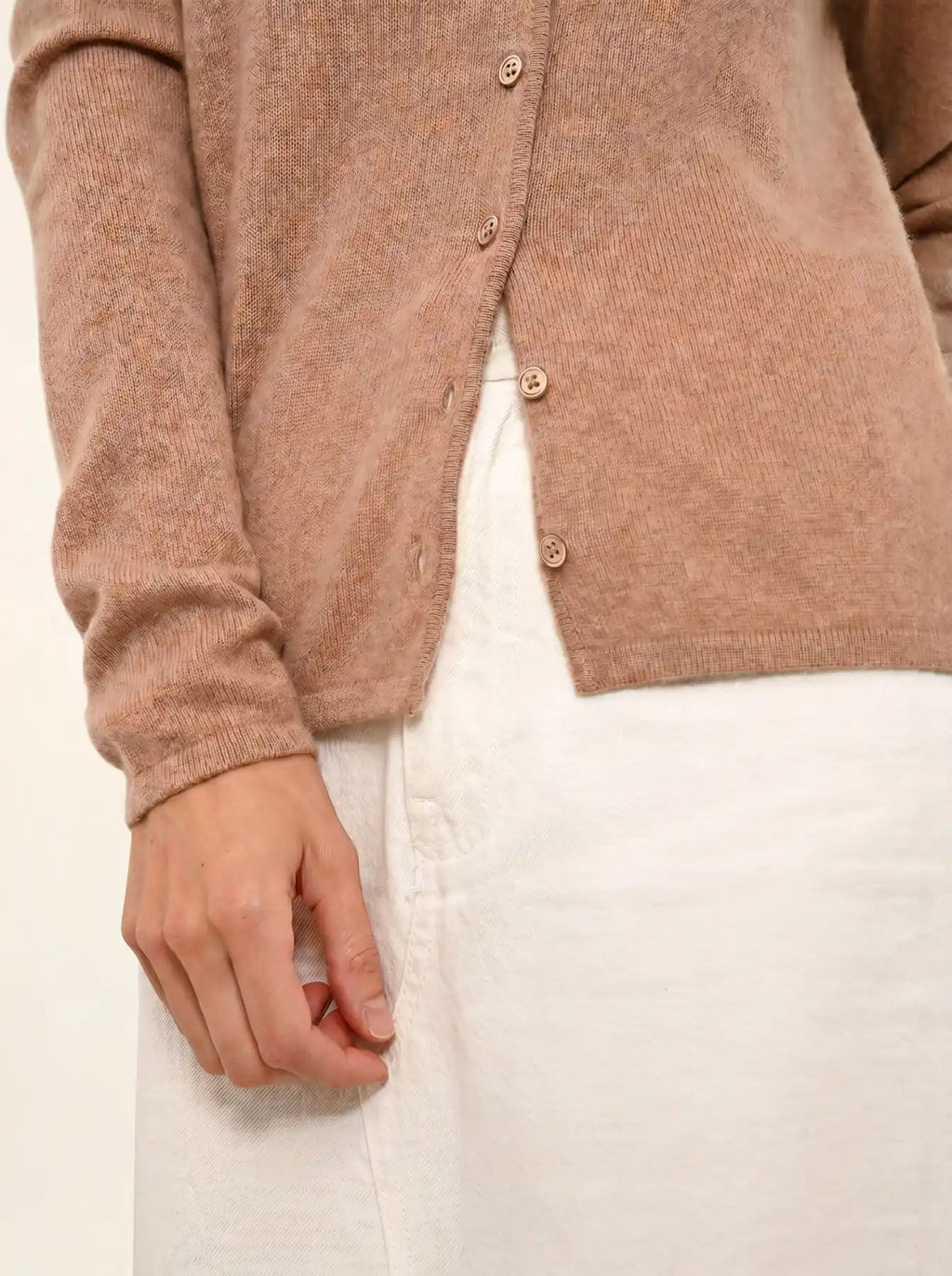 NORMA strickjacke v-ausschnitt camel meliert