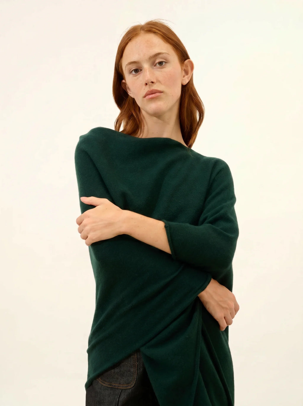 MEREDITH poncho zypresse
