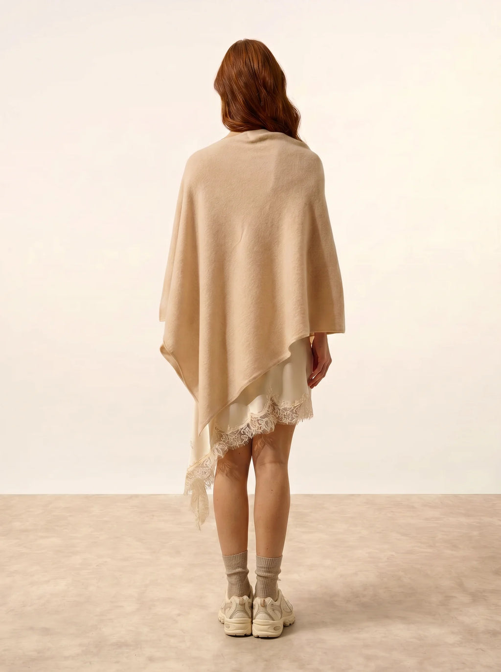 MEREDITH poncho sand