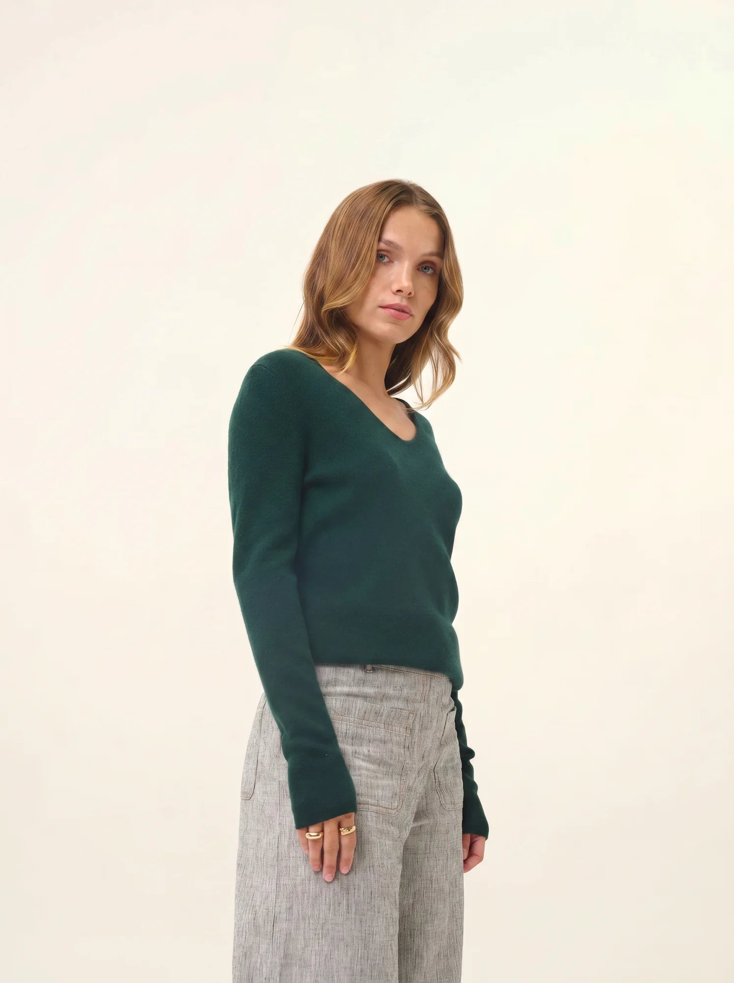 JOAN pullover v-ausschnitt zypresse
