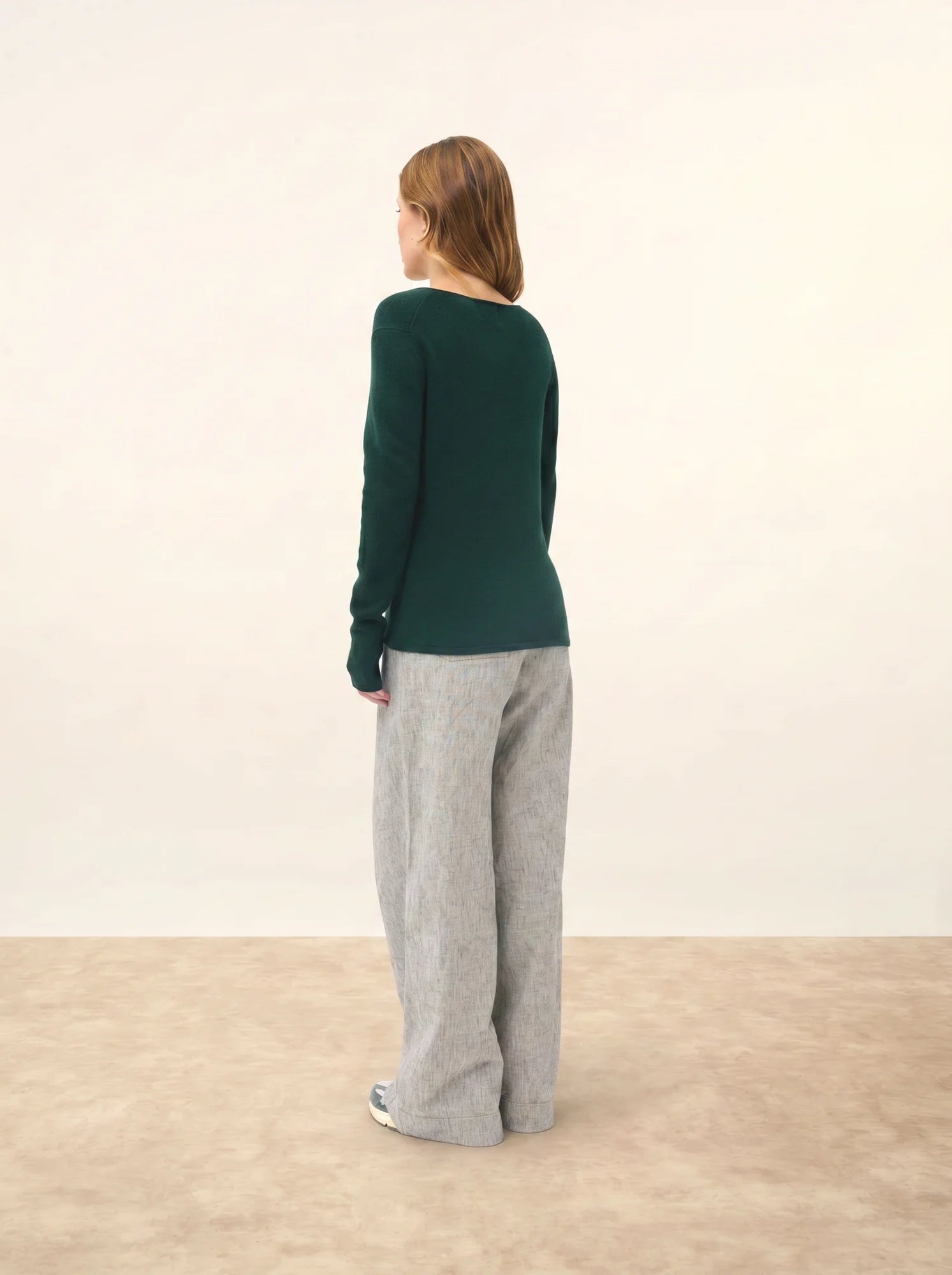 JOAN pullover v-ausschnitt zypresse