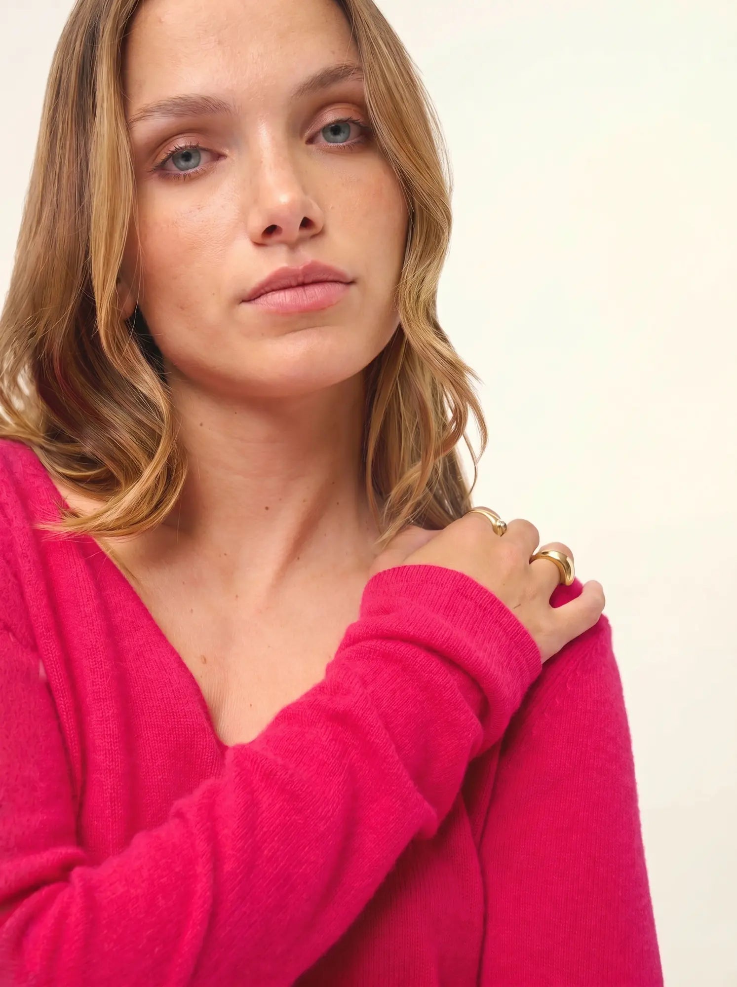 JOAN pullover v-ausschnitt fuchsia