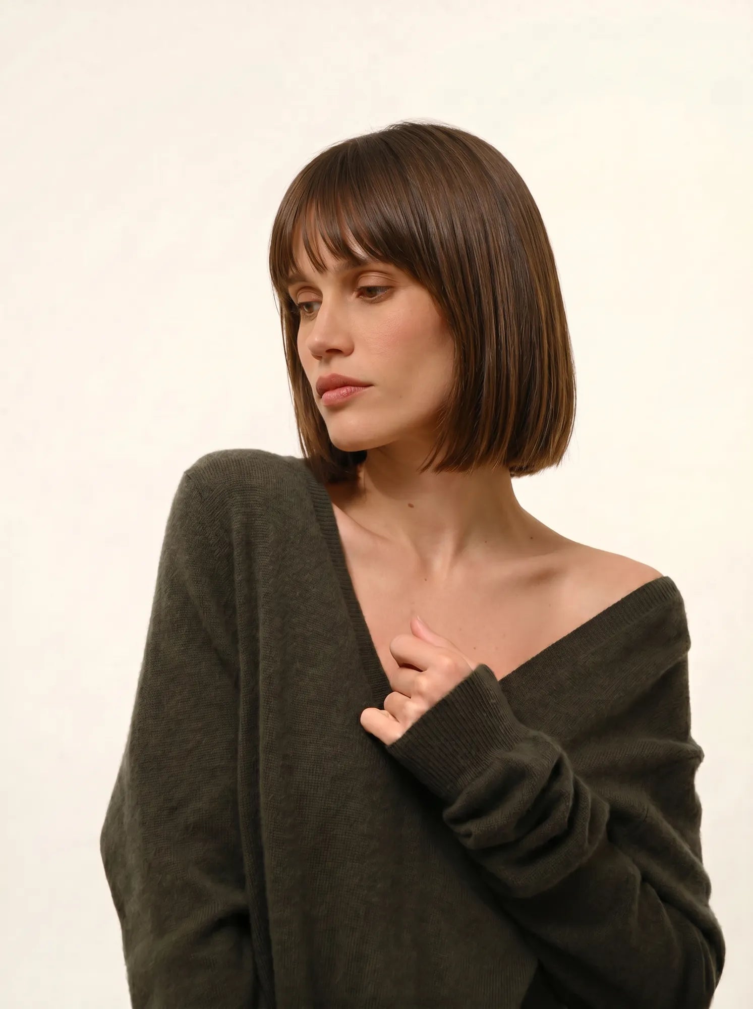 OPAL pullover v-ausschnitt vorne und hinten khaki
