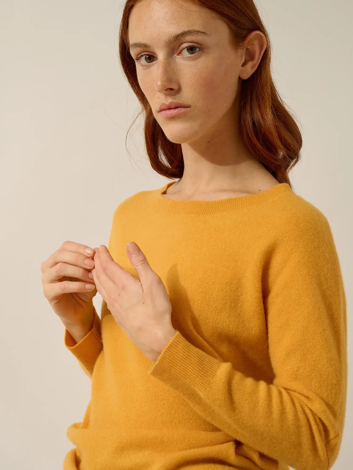 REBECCA pull chauve souris curcuma