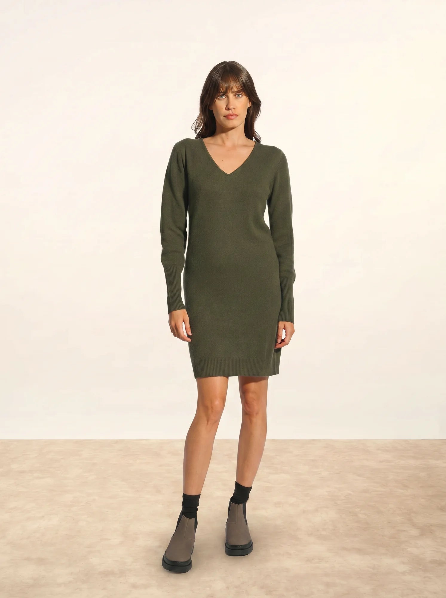 TRACY kleid v-ausschnitt khaki