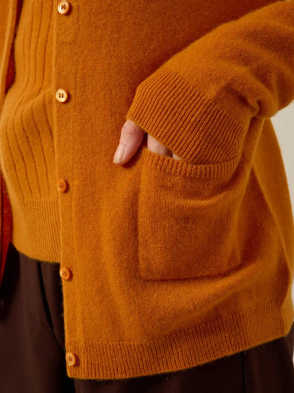 KATHARINE strickjacke rundhalsausschnitt ocre