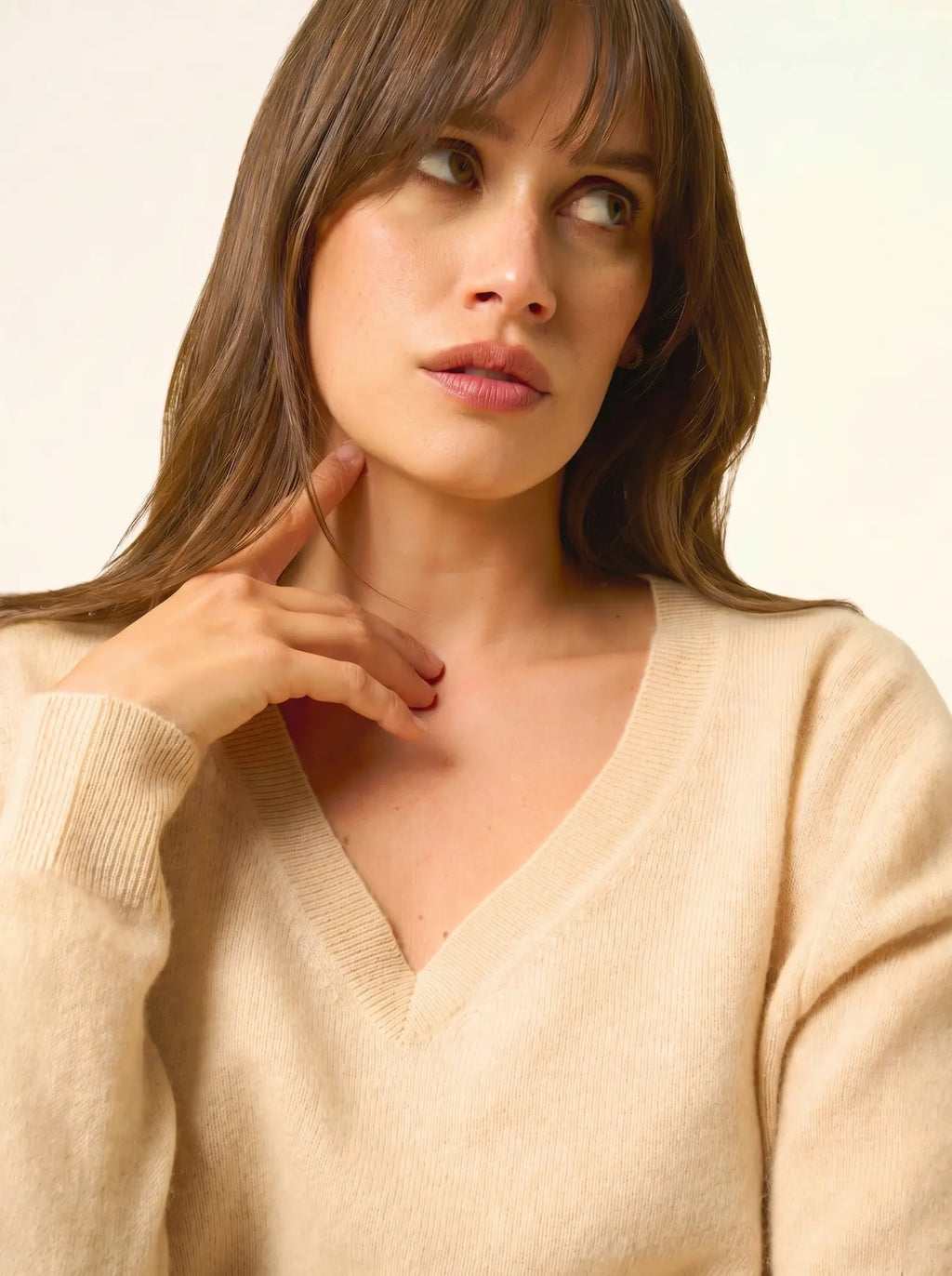 NORA pullover v-ausschnitt sand