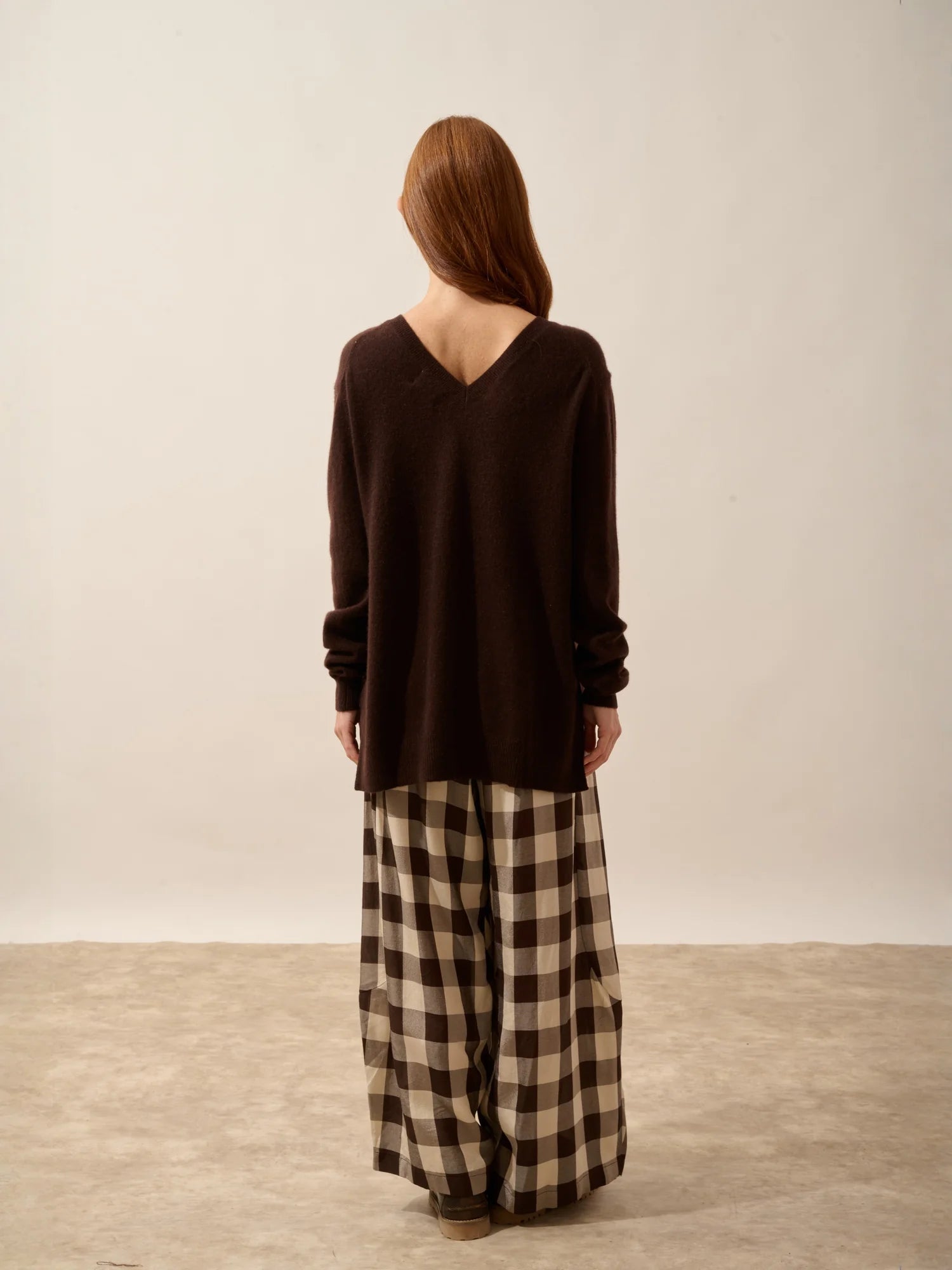 OPAL pullover v-ausschnitt vorne und hinten choco