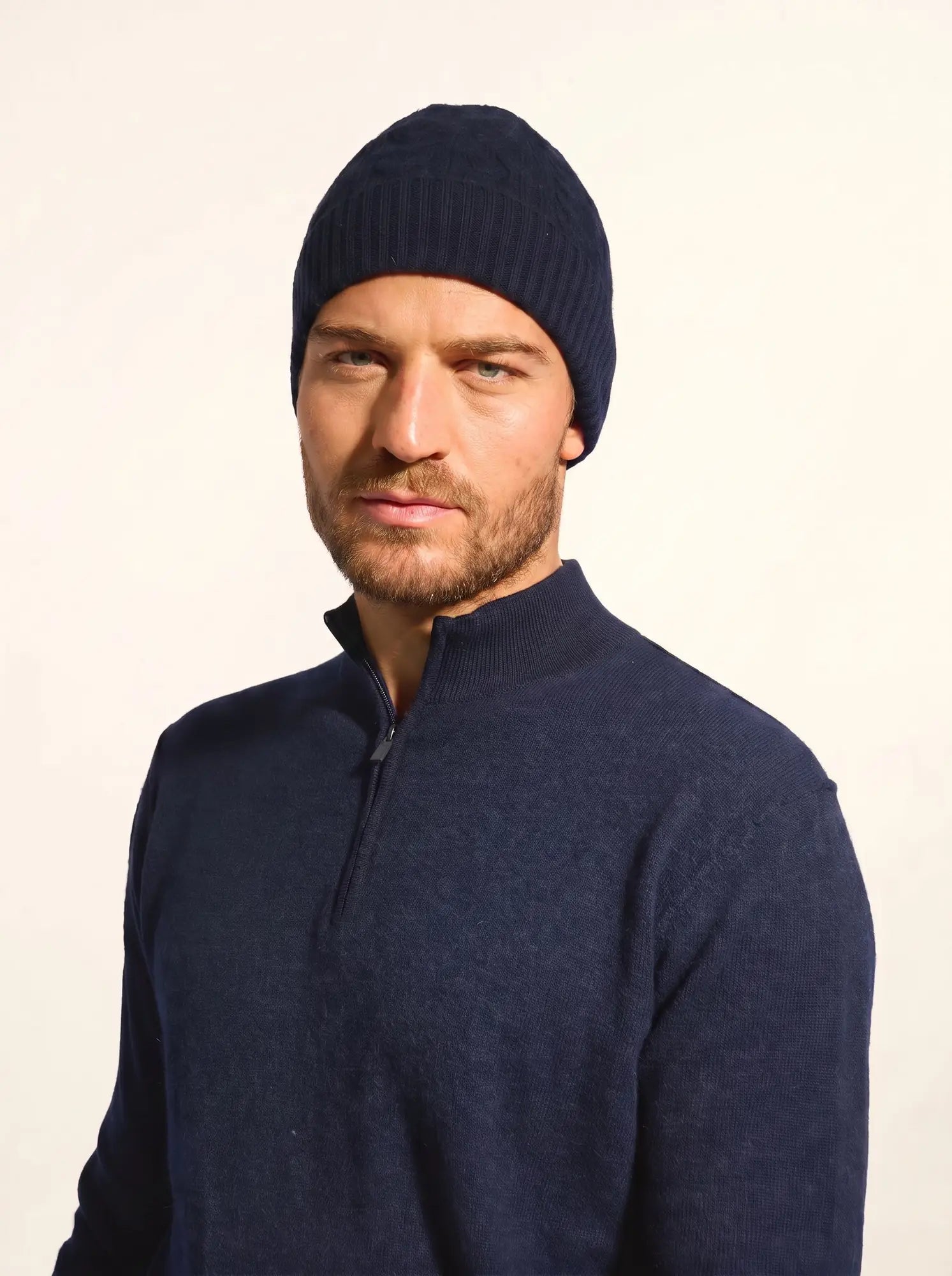 CLEO bonnet 4 fils bleu marine