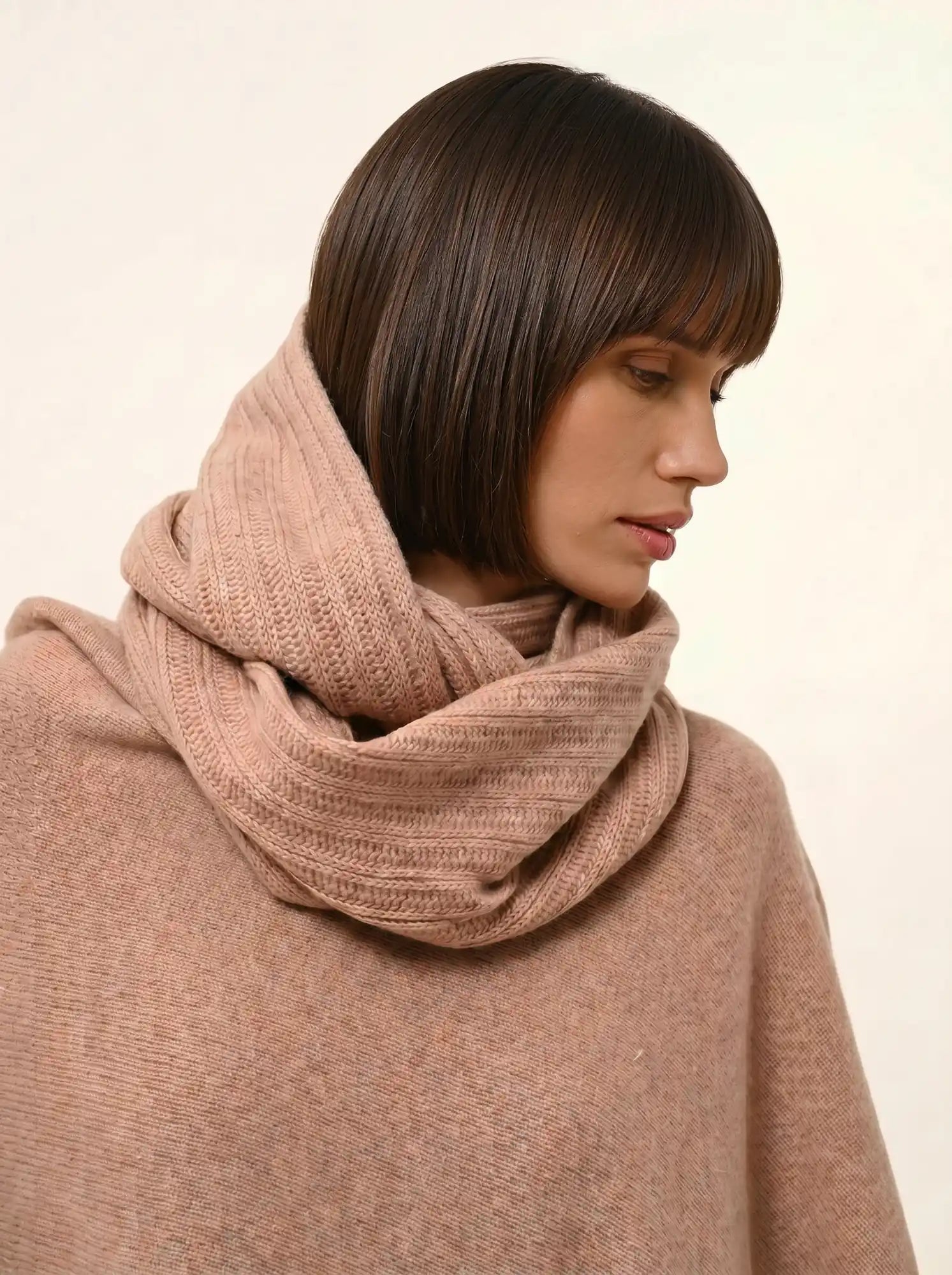 SALLY poncho 4-fädig camel meliert
